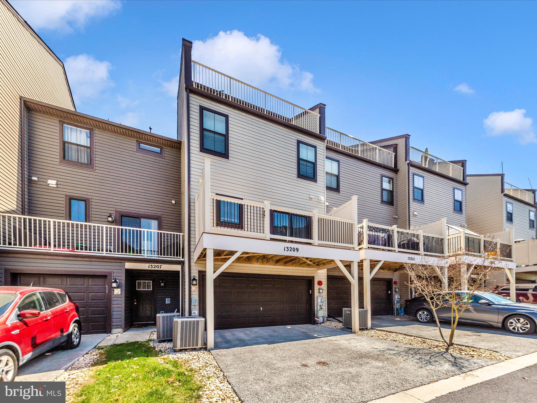 CLARKSBURG SQUARE - Residential