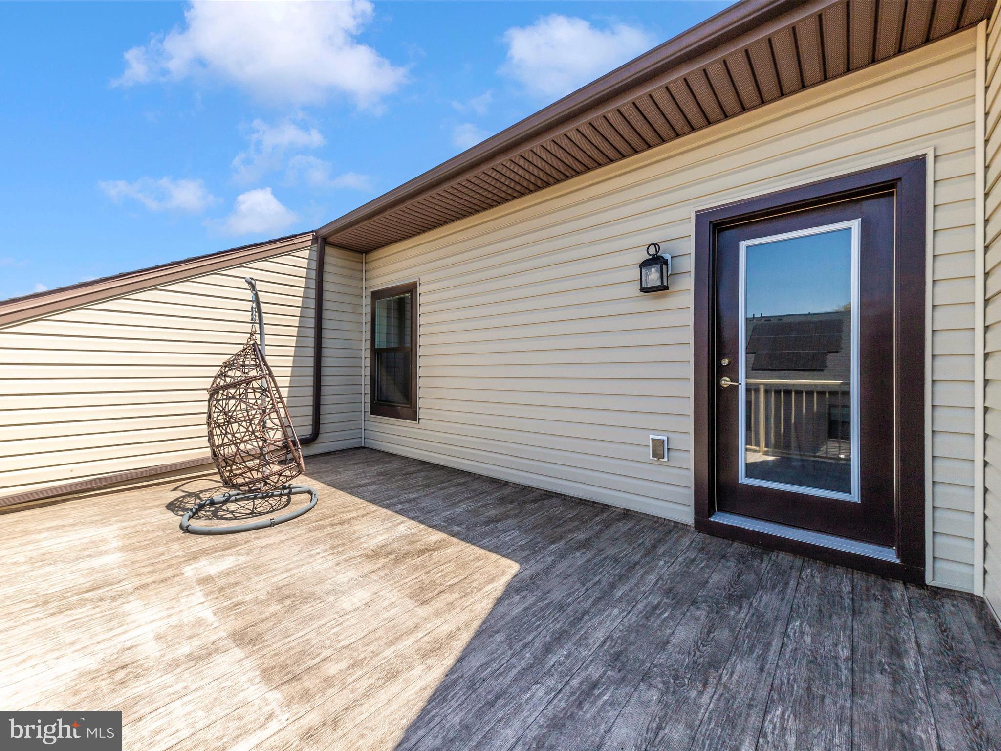 CLARKSBURG SQUARE - Residential