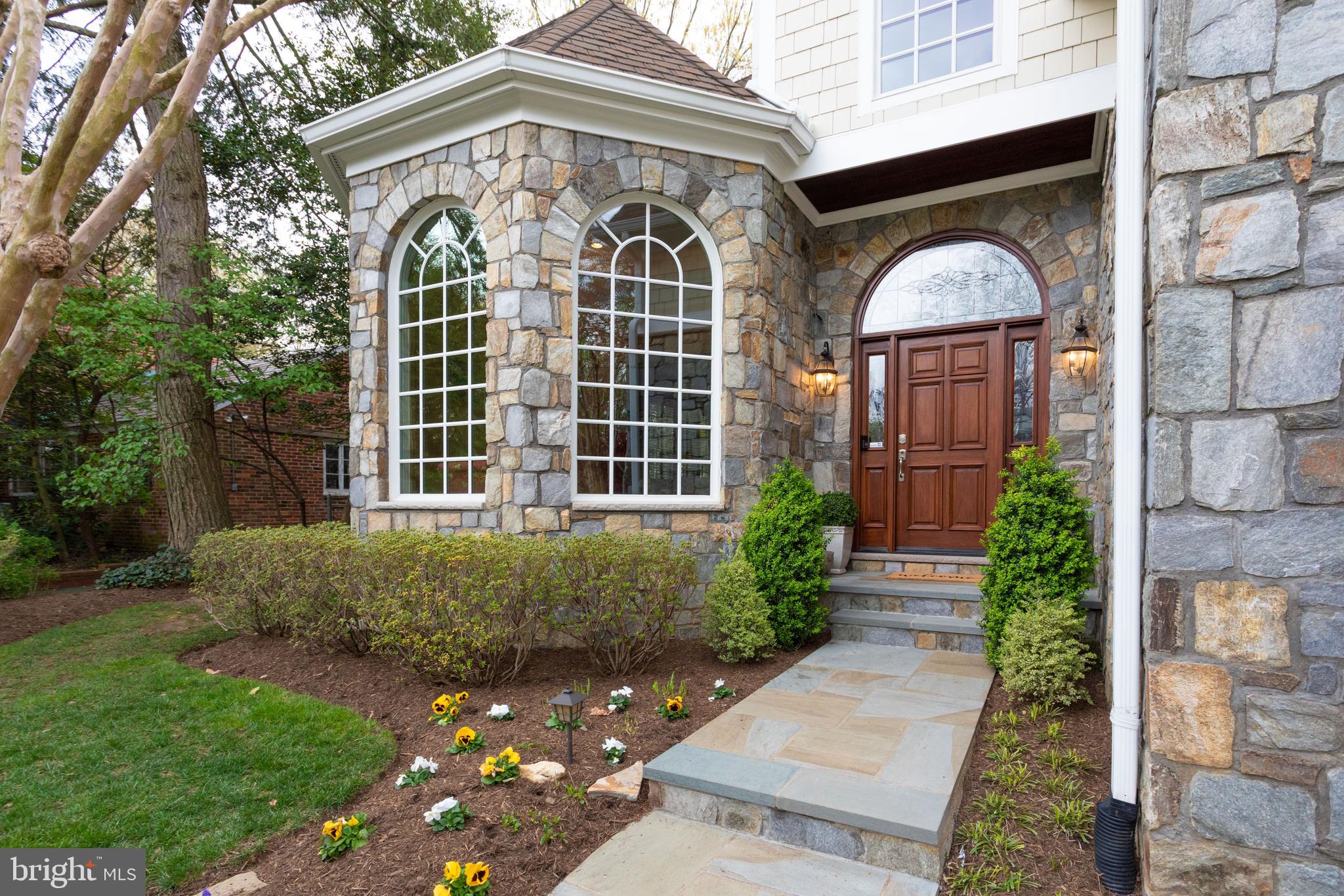 BELLEVUE FOREST - Residential