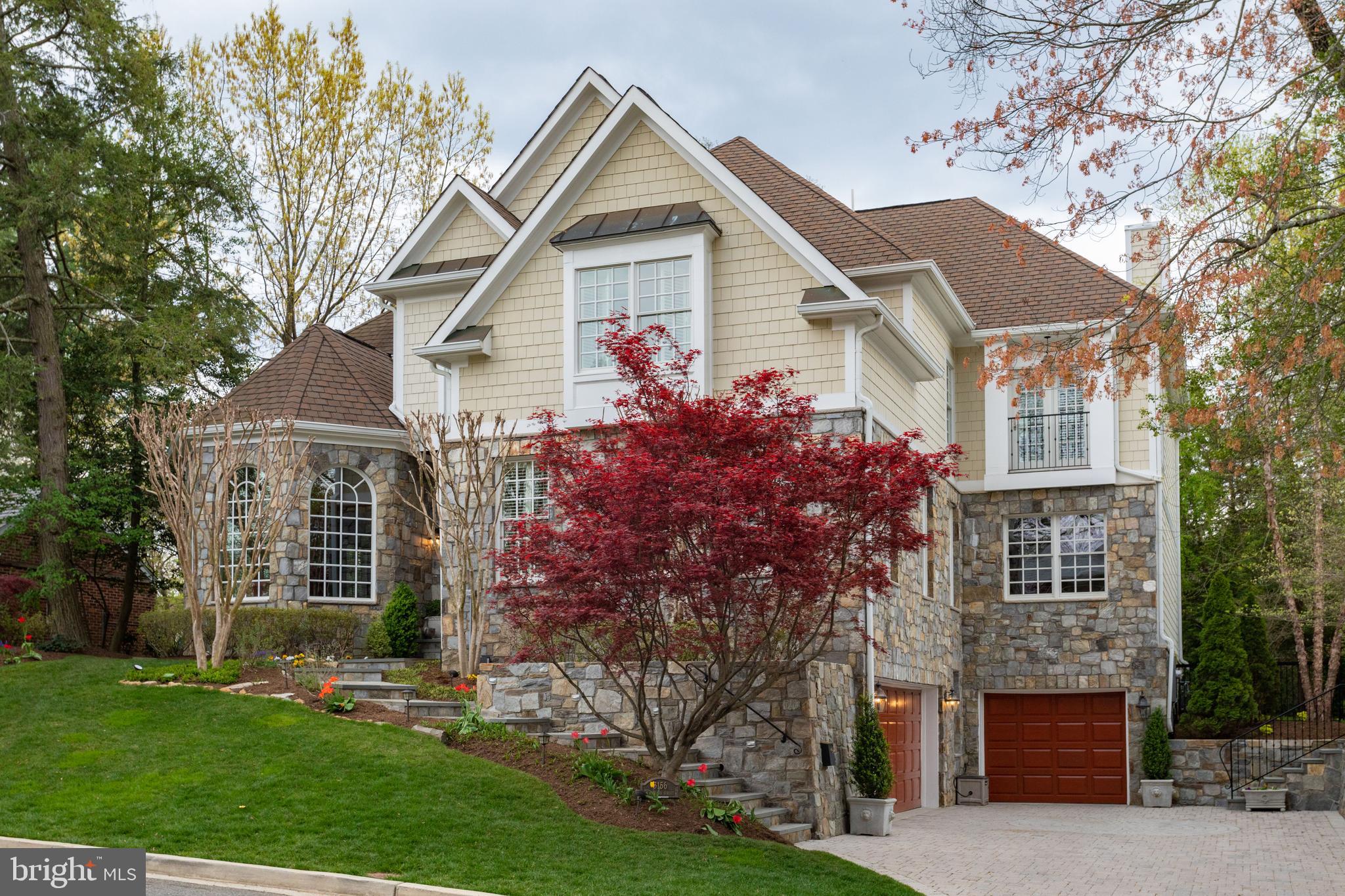 BELLEVUE FOREST - Residential