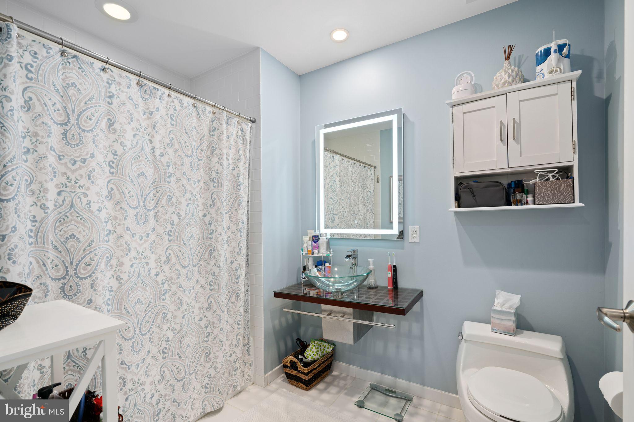 SOUTH STREET - Residential Lease