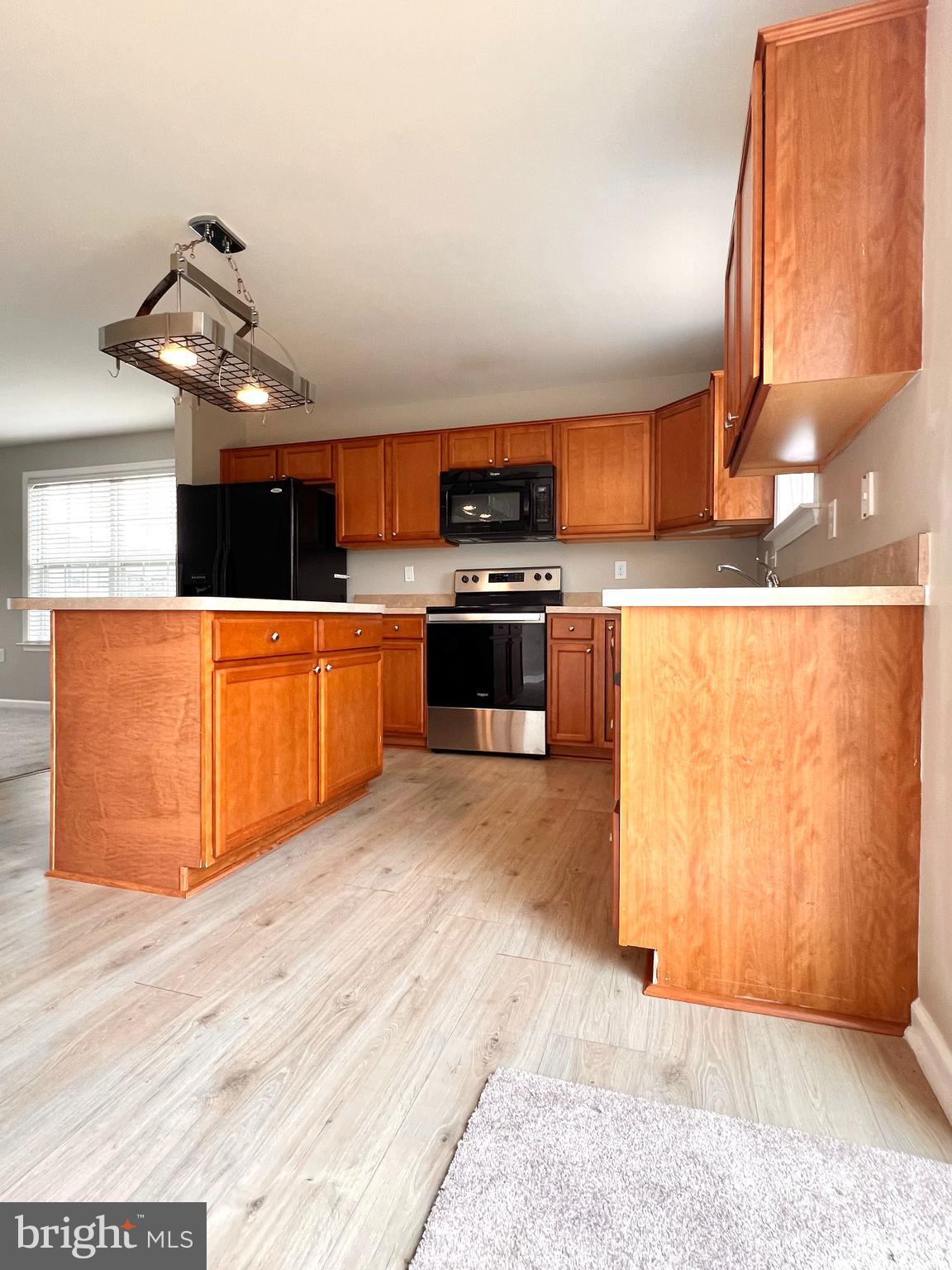 HAMMONDS MILL - Residential