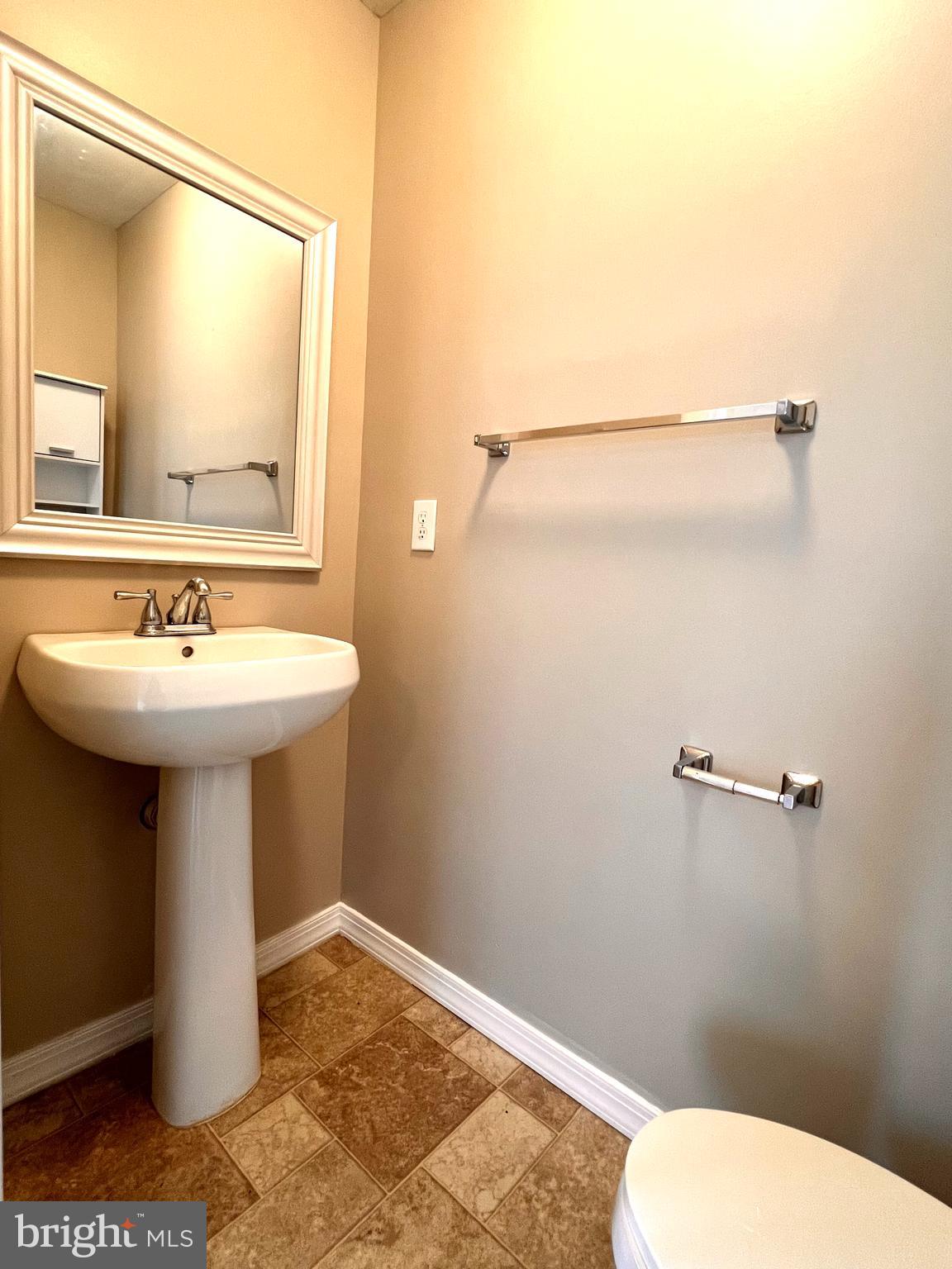 HAMMONDS MILL - Residential