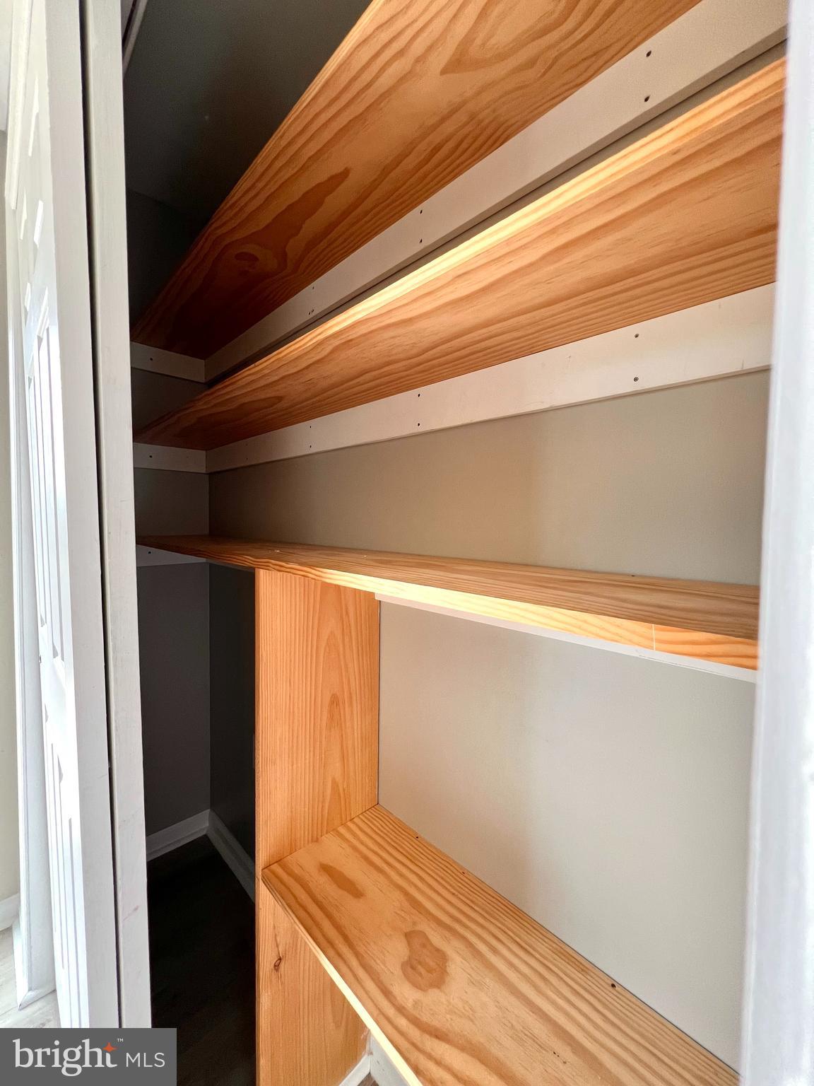 HAMMONDS MILL - Residential