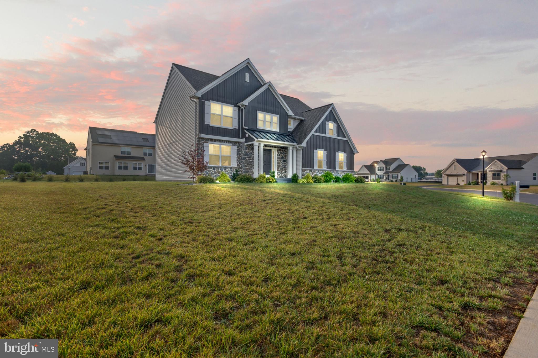 61 MONTICELLO DR L-0087 DRIVE