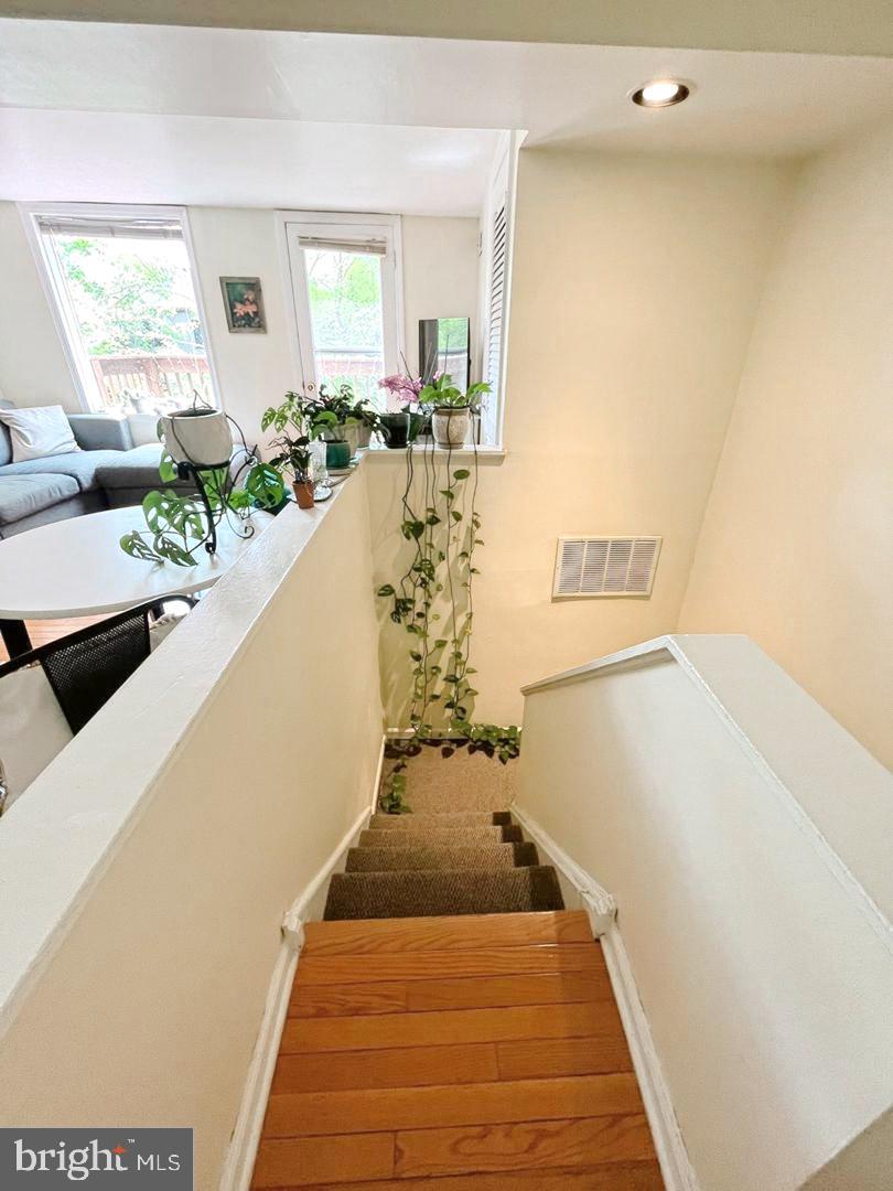 WASHINGTON SQ WEST - Residential Lease