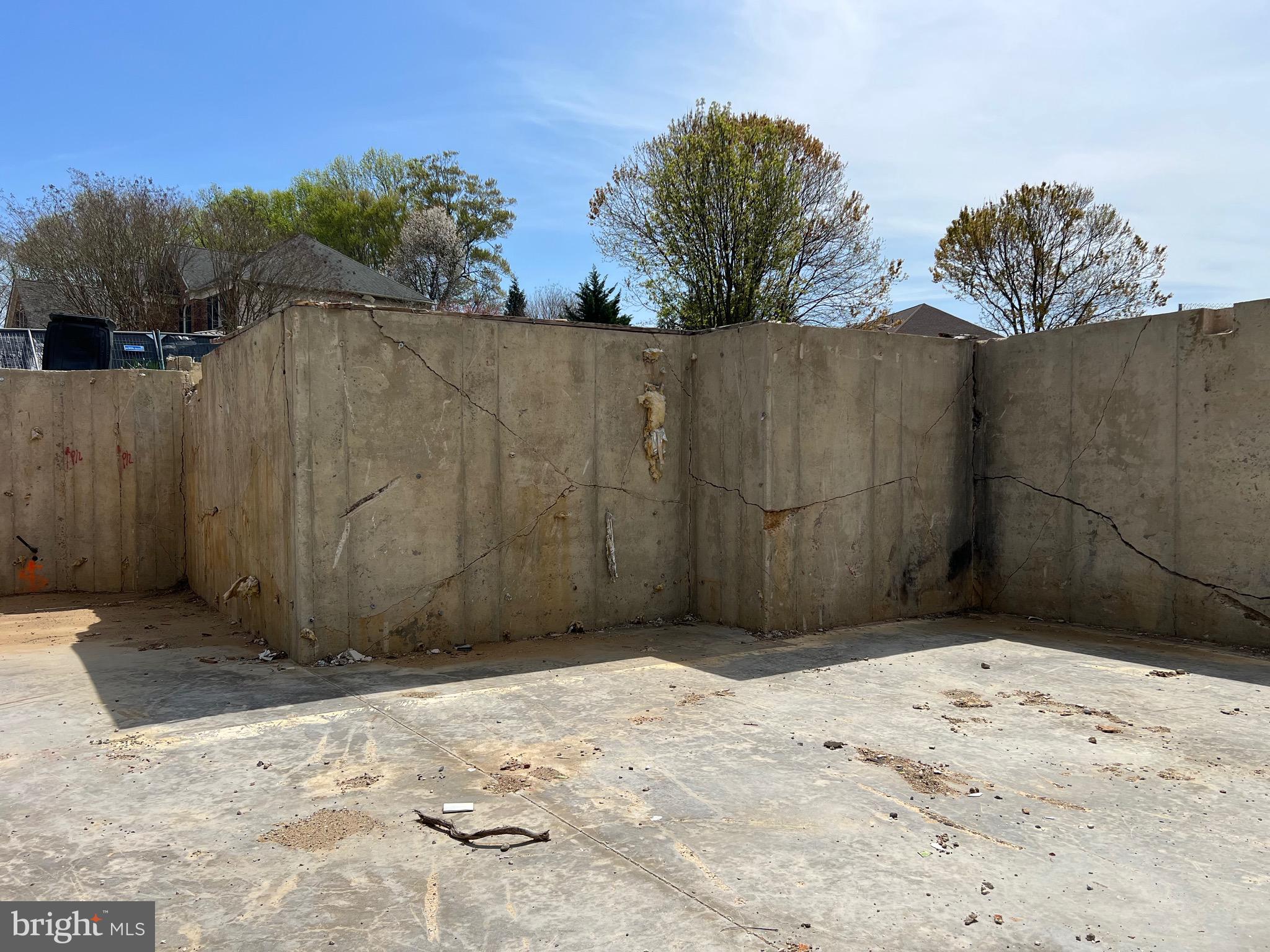 HARFORD GREEN - Land