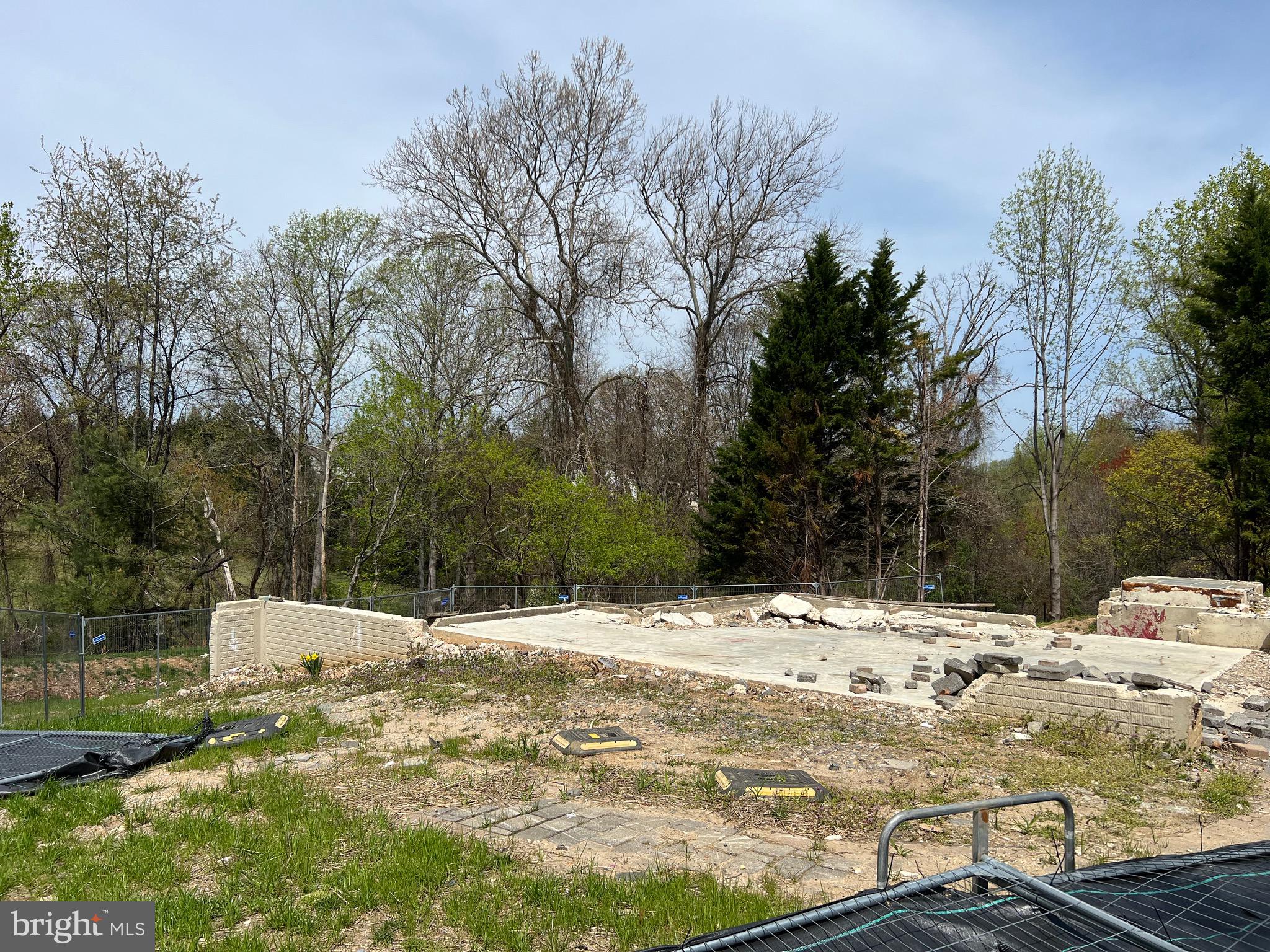 HARFORD GREEN - Land