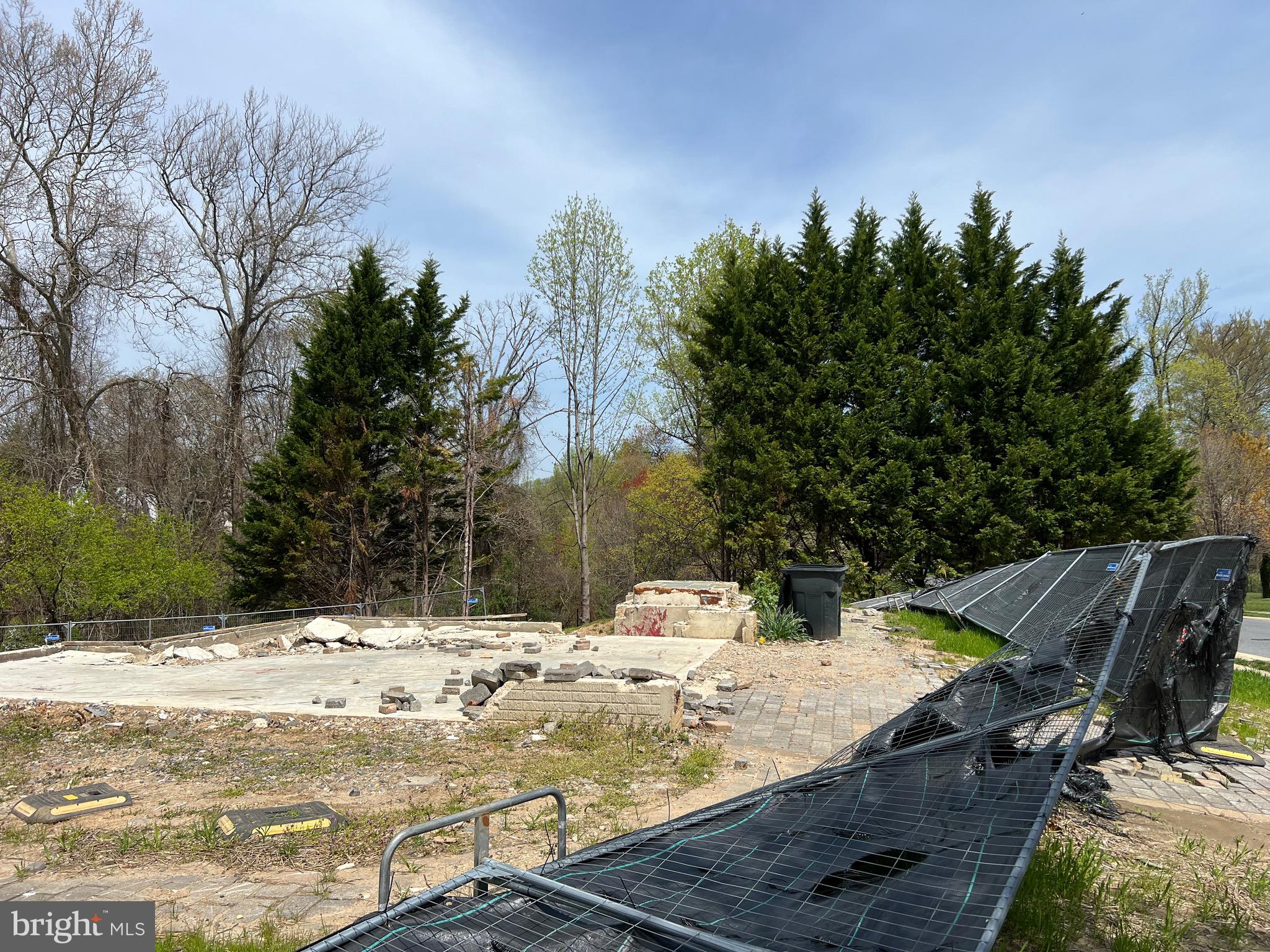 HARFORD GREEN - Land