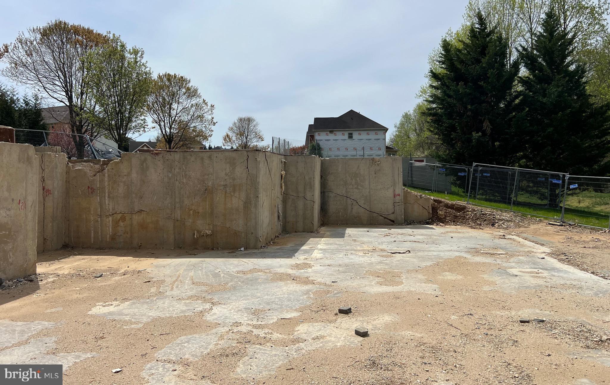 HARFORD GREEN - Land