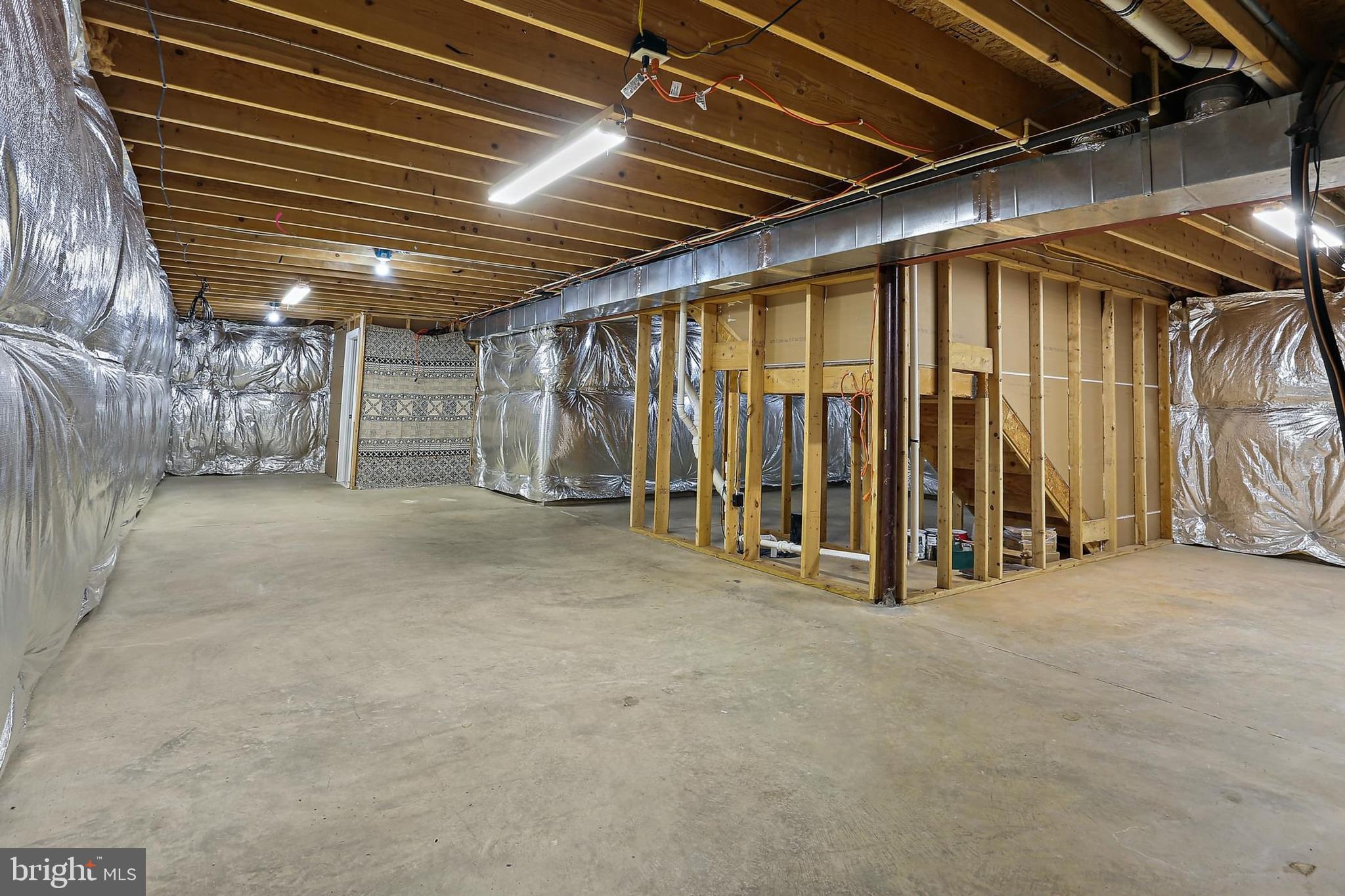 NORTH SHORE LANDING - Residential