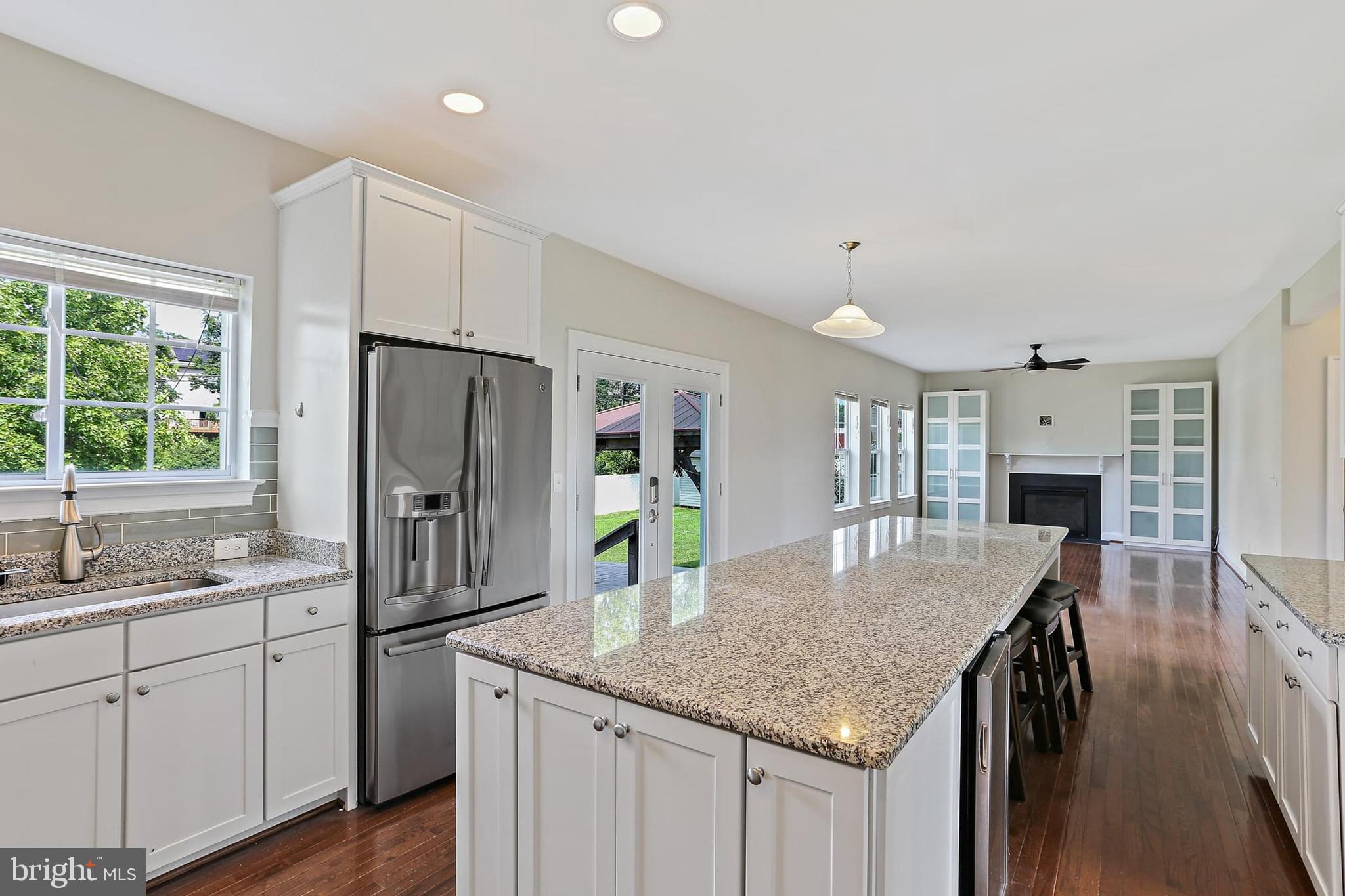 NORTH SHORE LANDING - Residential