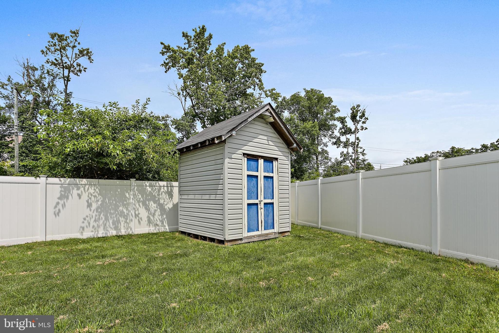 NORTH SHORE LANDING - Residential