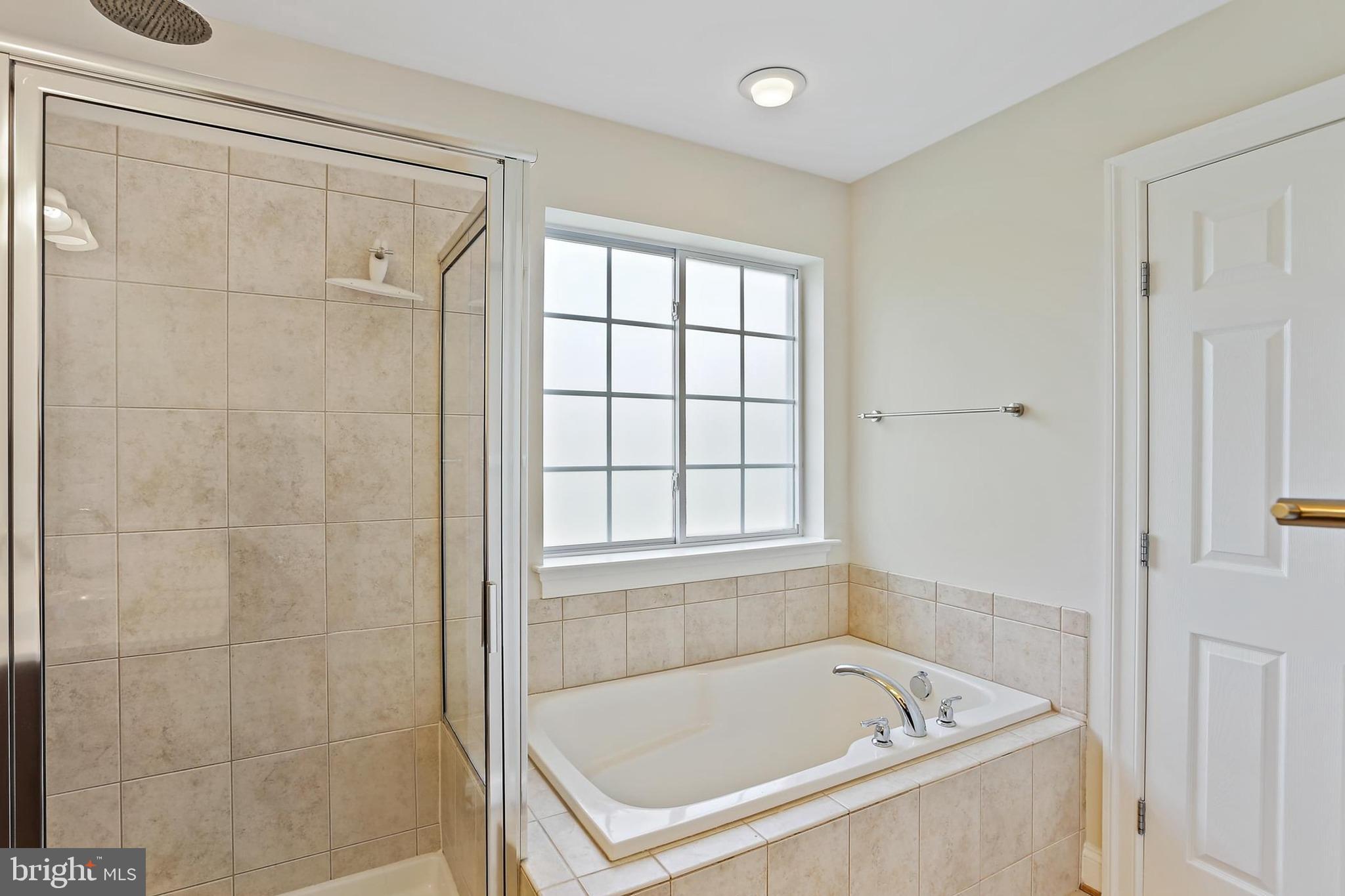 NORTH SHORE LANDING - Residential