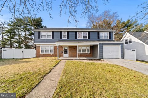 35 HOLSTONE LANE 1 WILLINGBORO NJ 08046
