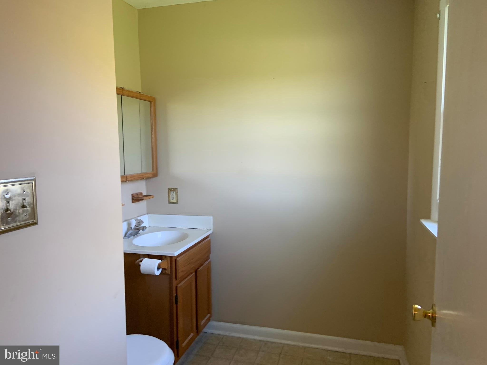 HOMESTEAD ACRES - Residential Lease