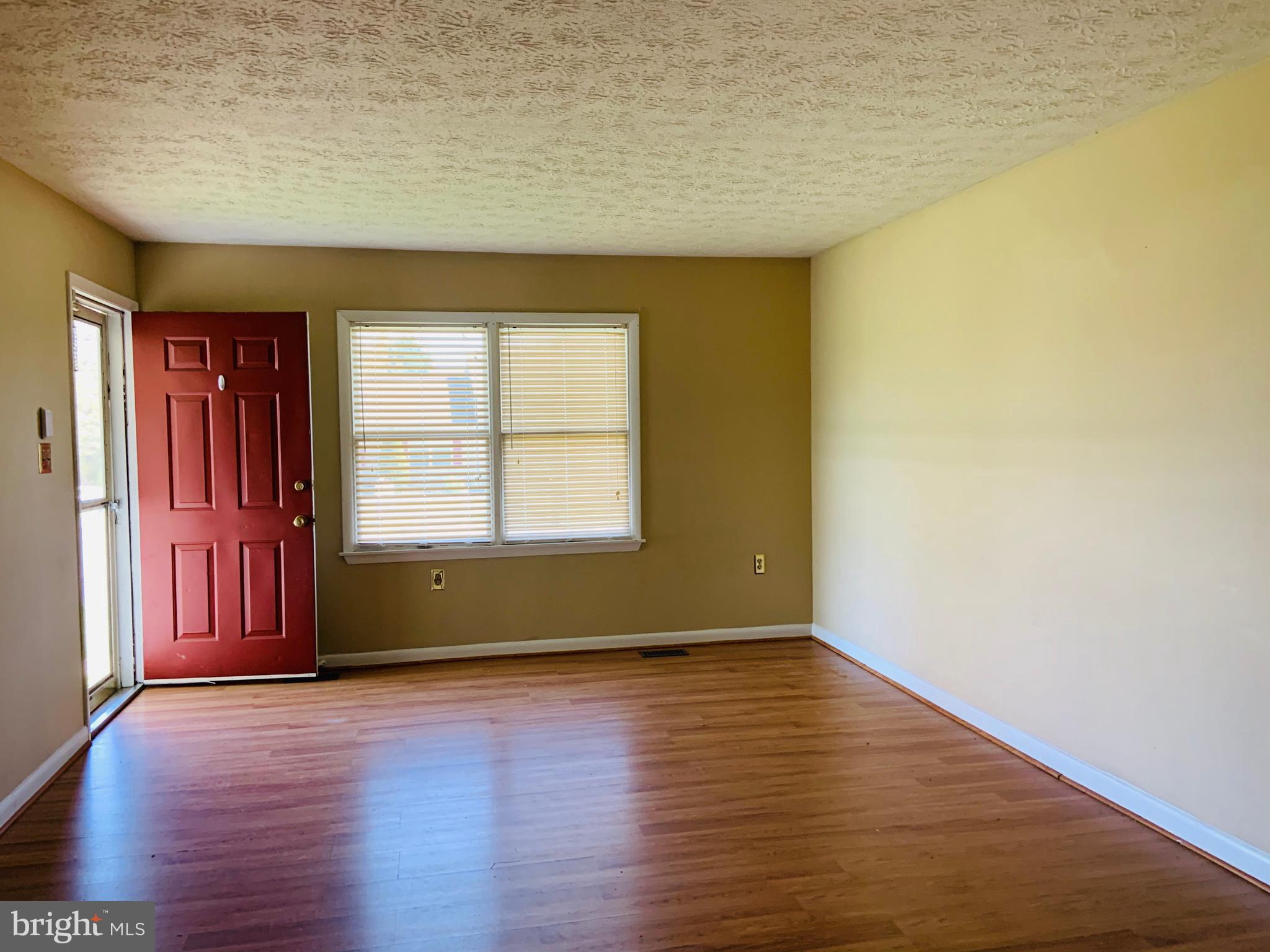 HOMESTEAD ACRES - Residential Lease