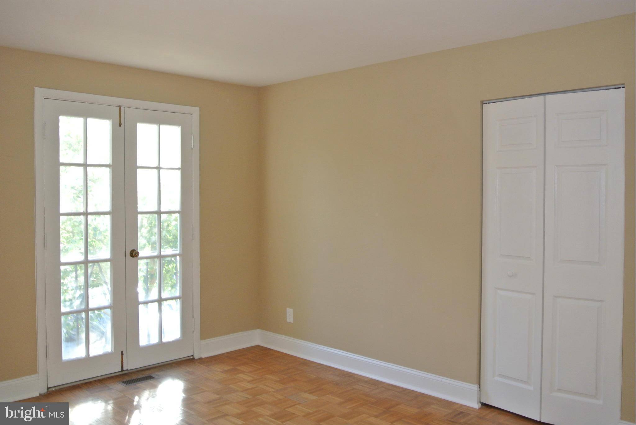 VILLAGES AT HOMELAND - Residential