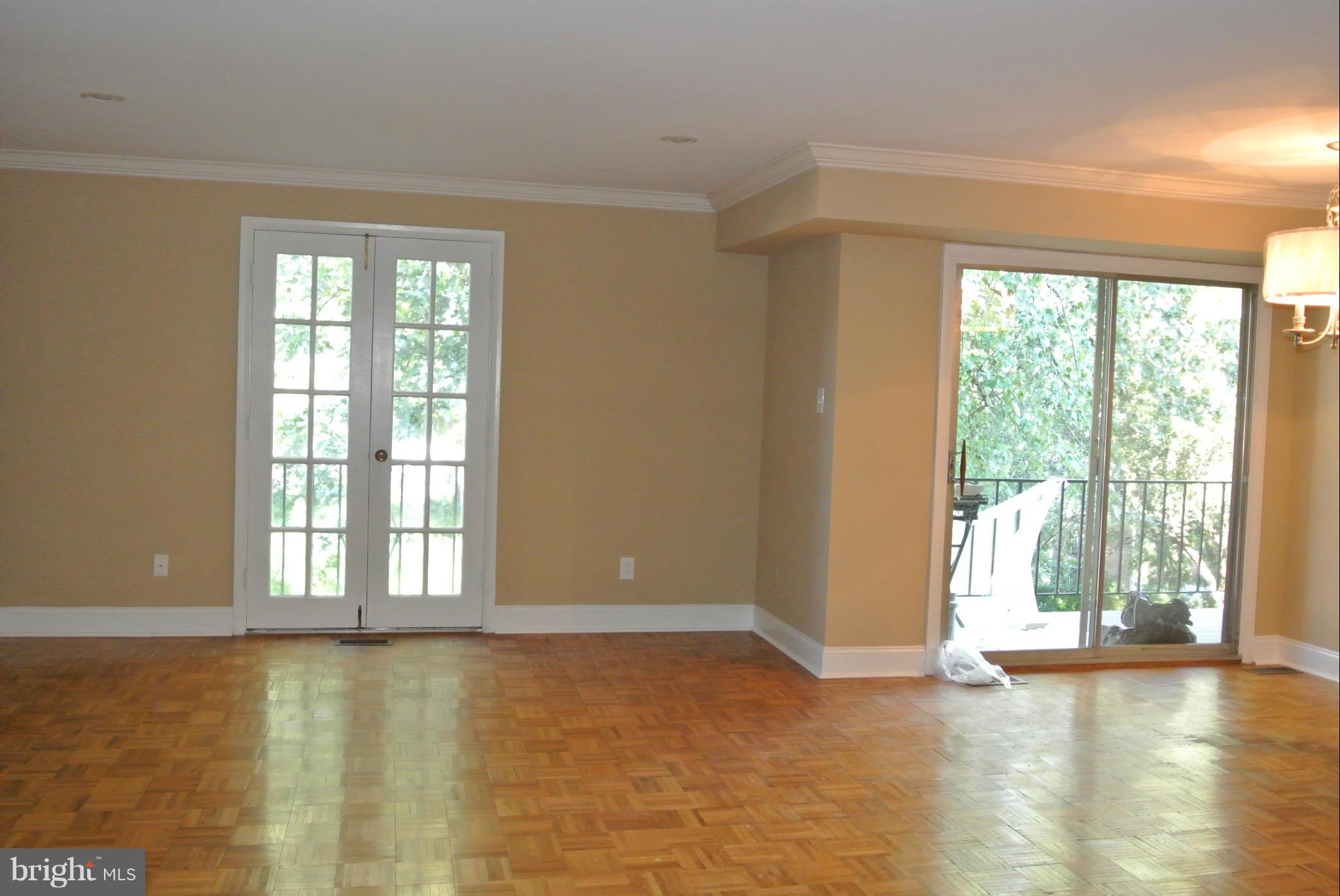 VILLAGES AT HOMELAND - Residential