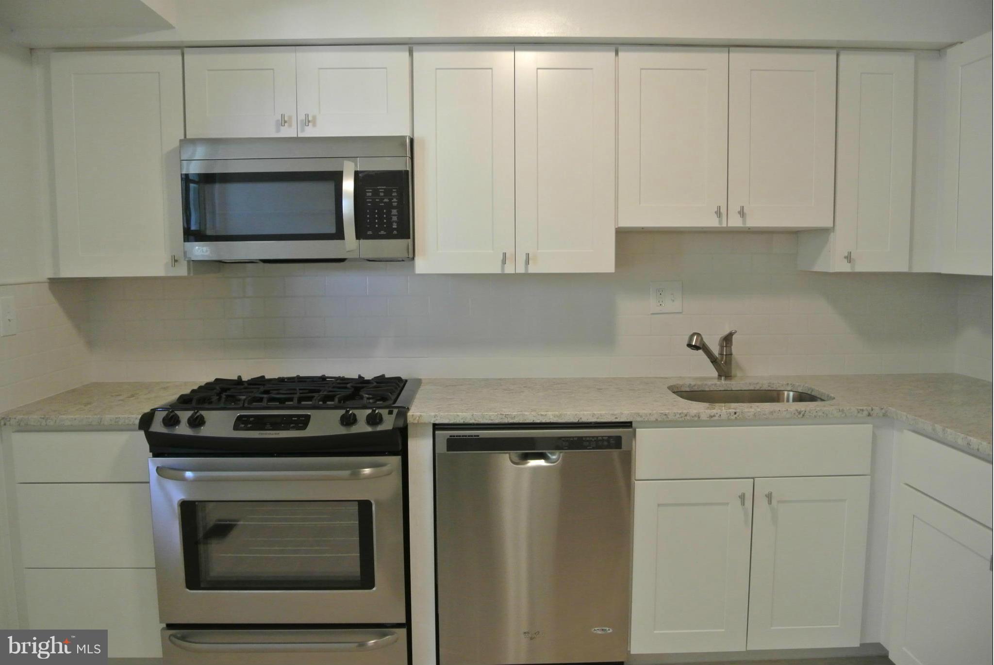 VILLAGES AT HOMELAND - Residential