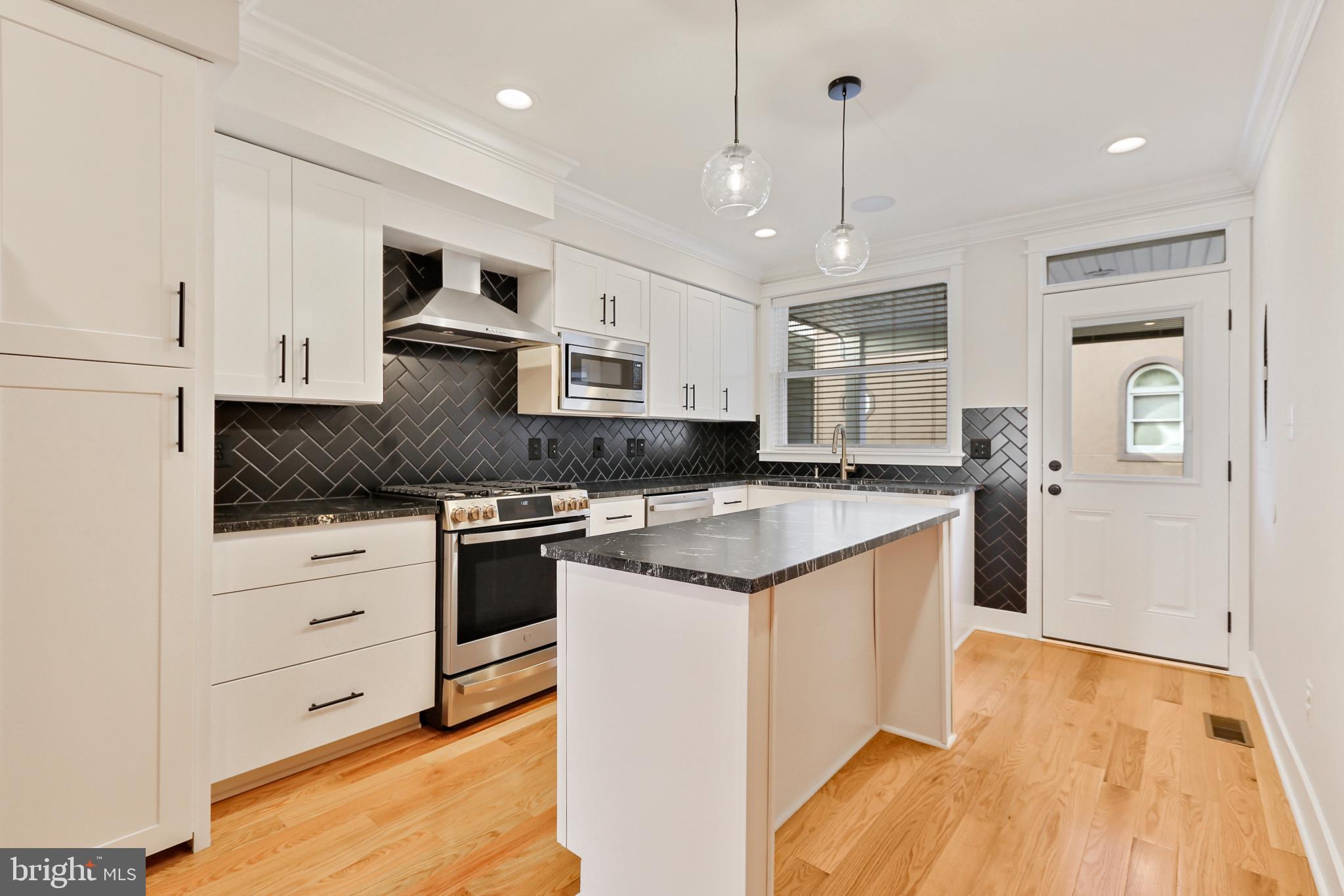 FEDERAL HILL HISTORIC DISTRICT - Residential