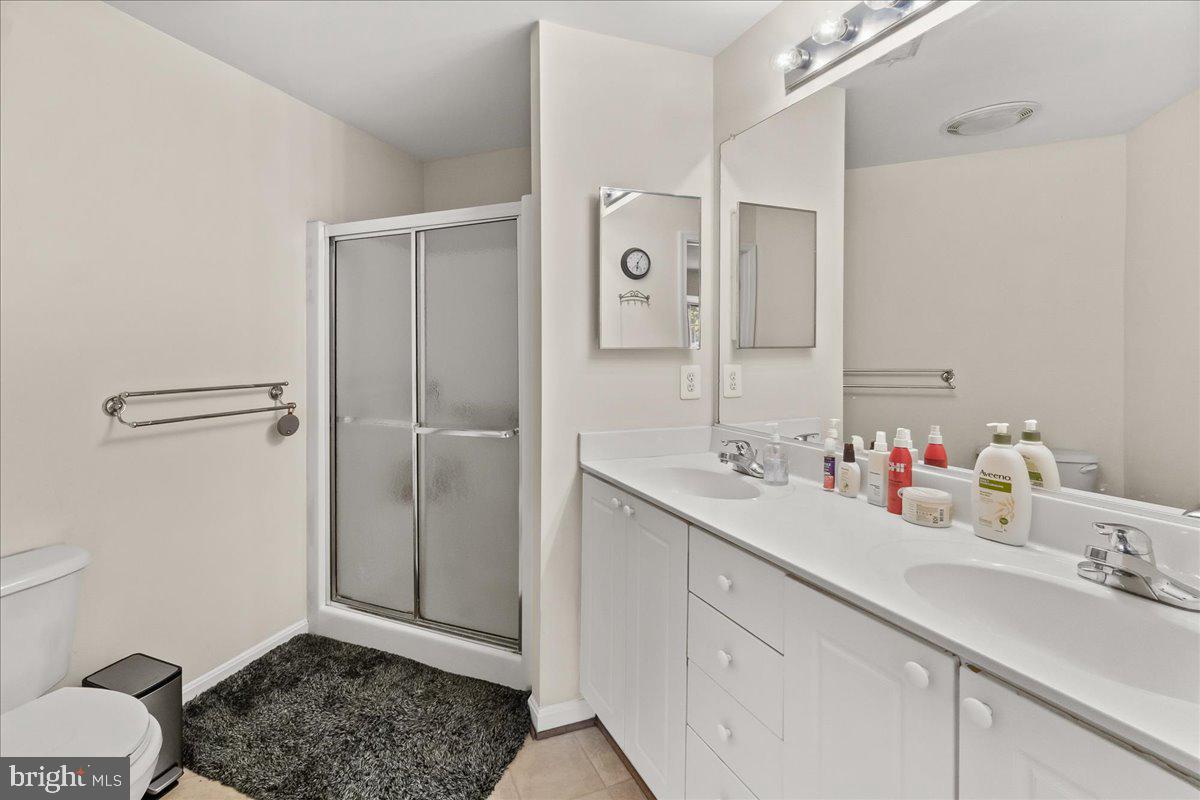 BALLENGER POINTE - Residential