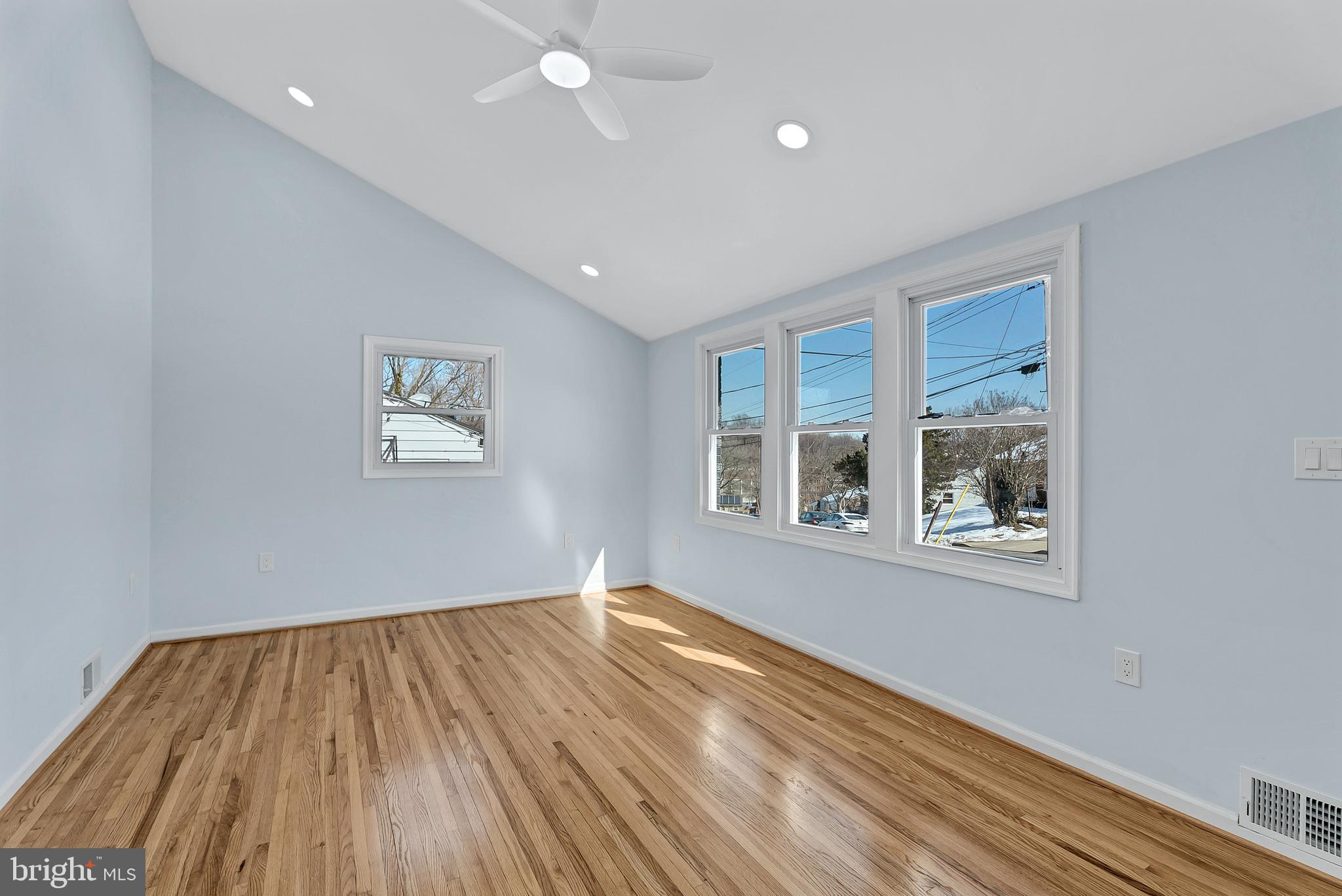 KERBY HILL - Residential