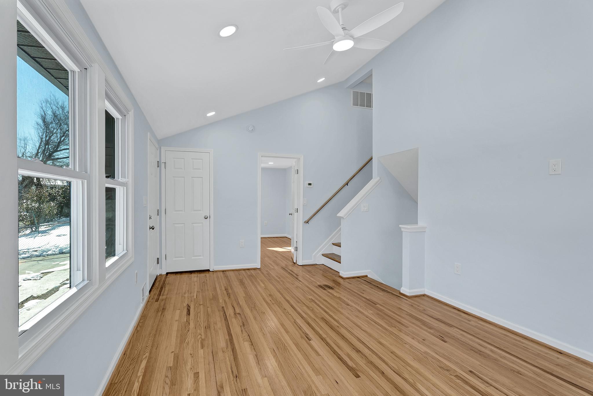 KERBY HILL - Residential