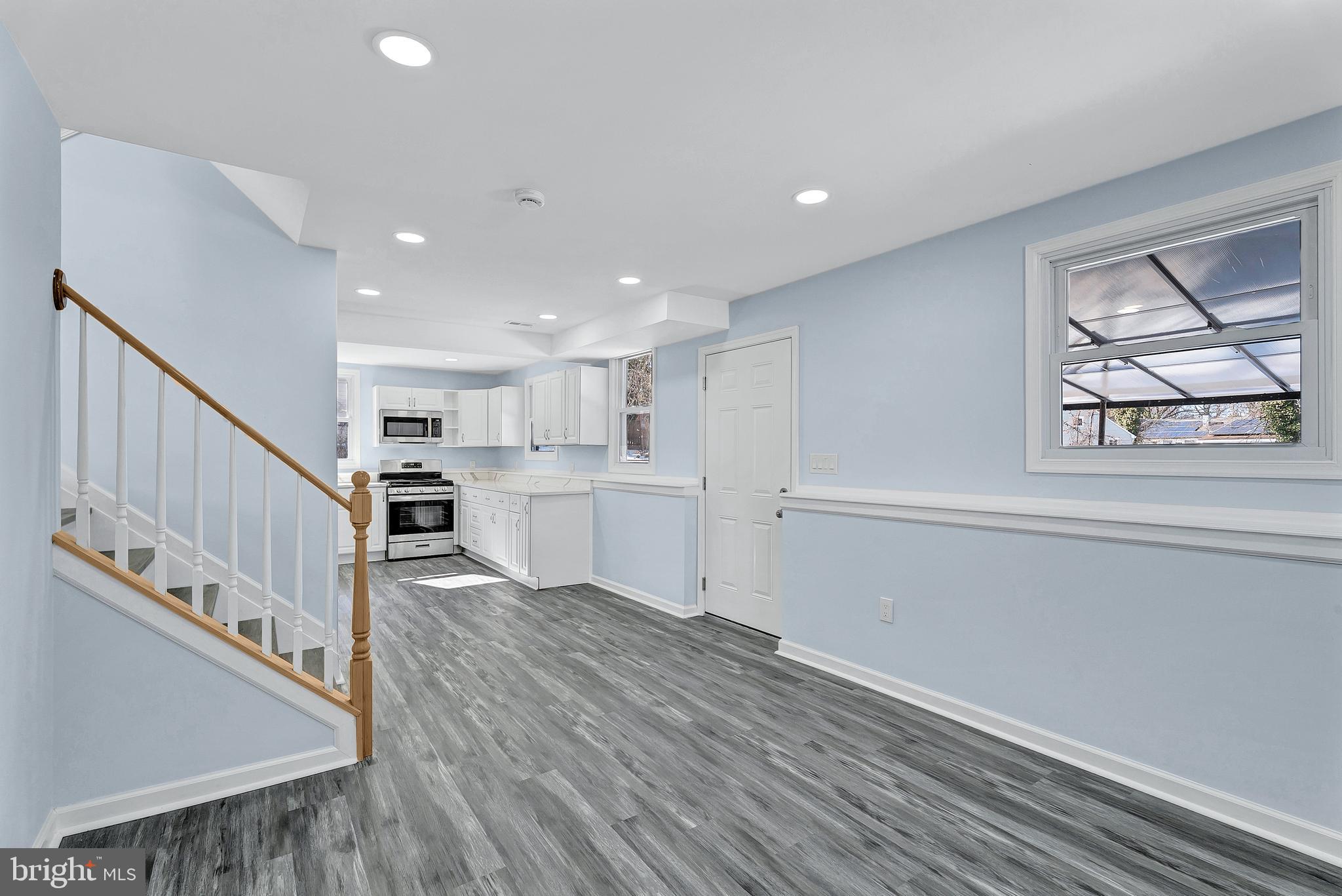 KERBY HILL - Residential