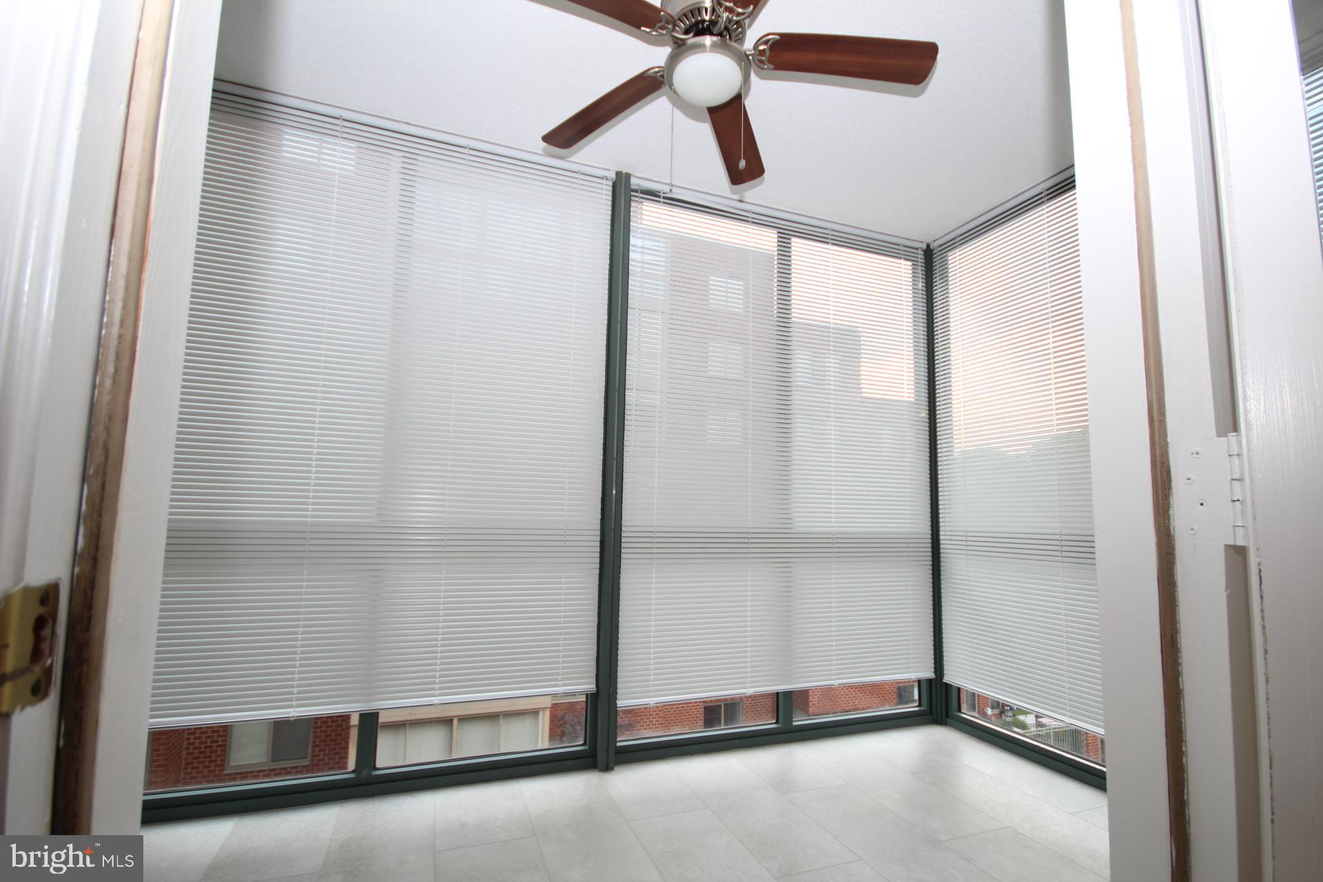 WINDSOR PLAZA - Residential