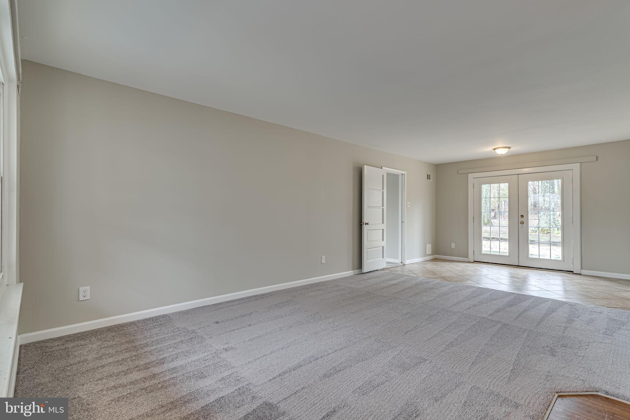 ST CHARLES - CARRINGTON - Residential