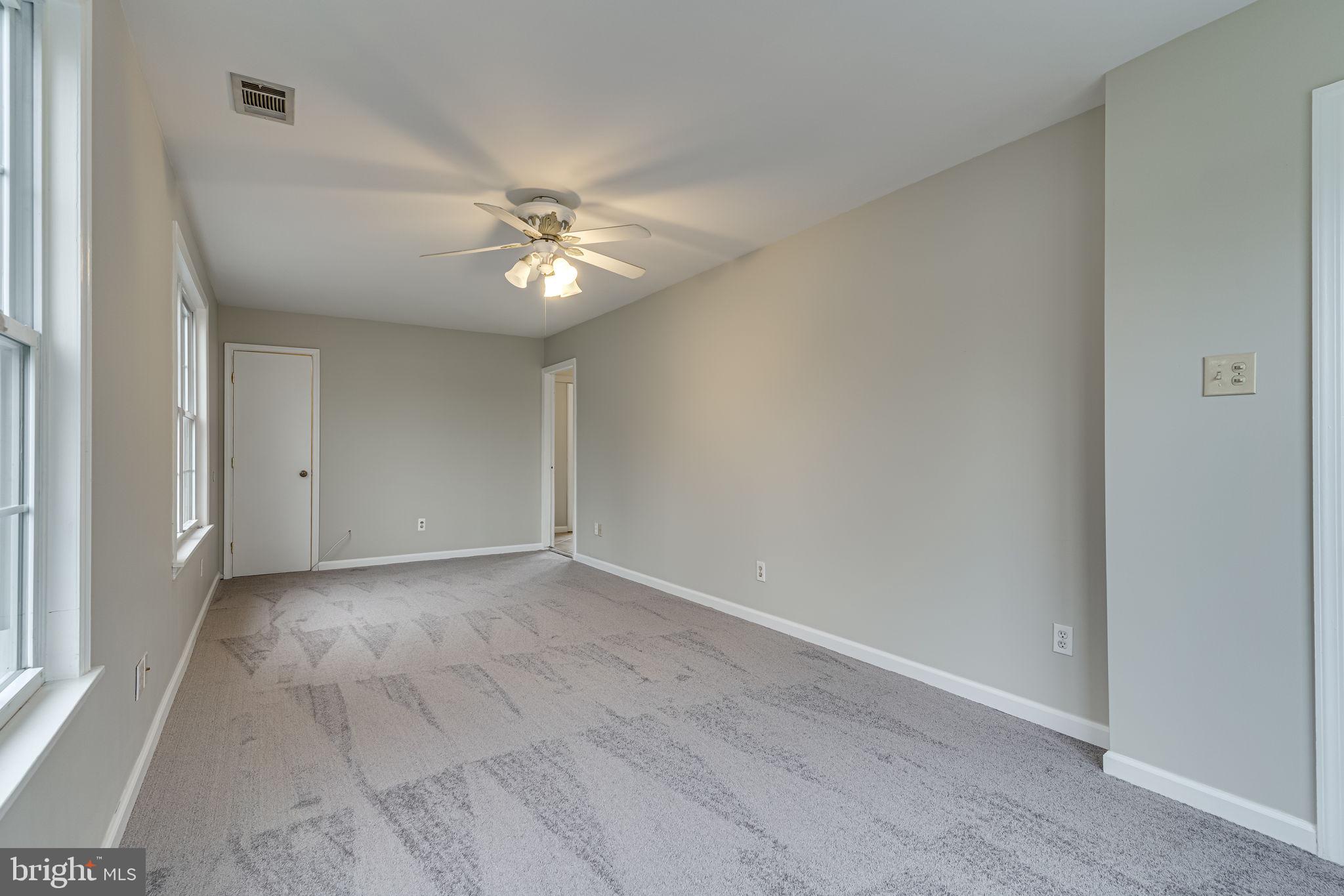 ST CHARLES - CARRINGTON - Residential