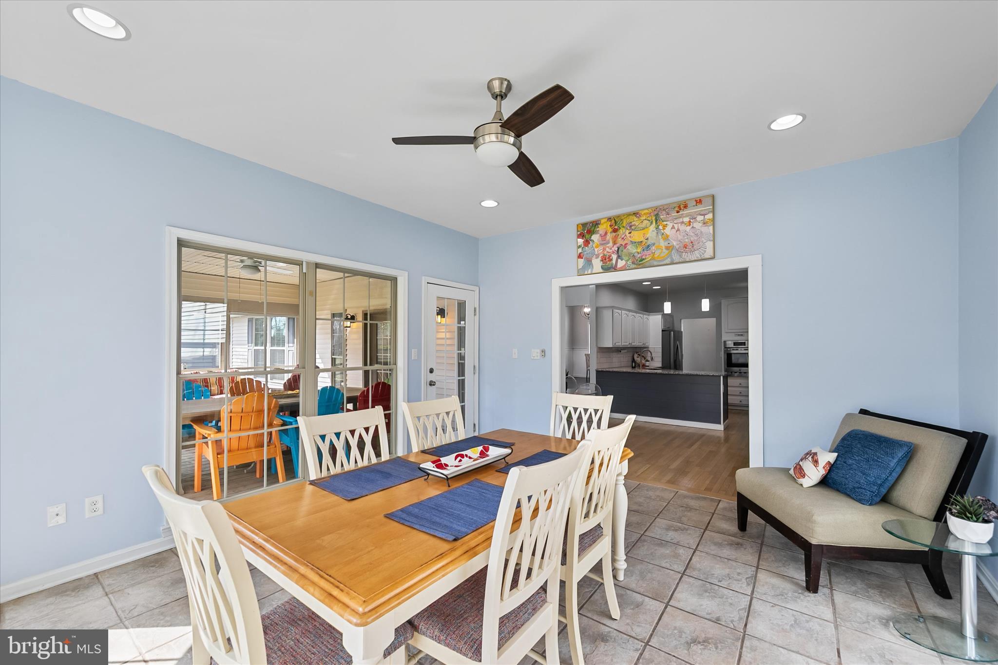 BAY COLONY - Residential