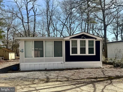 MLS: NJCM2004970