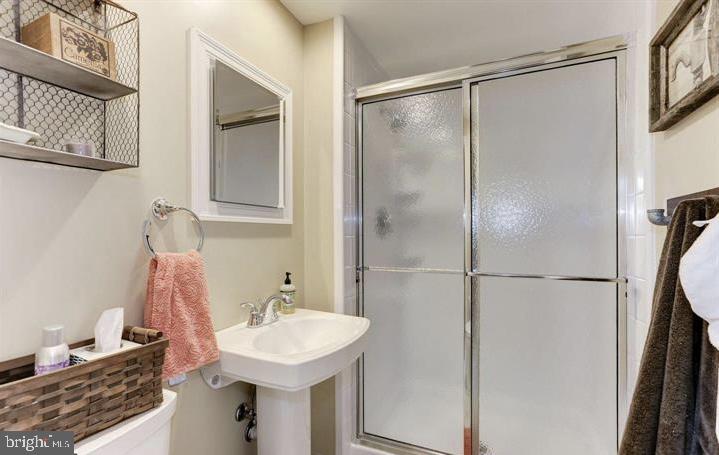 WHETSTONE - Residential Lease