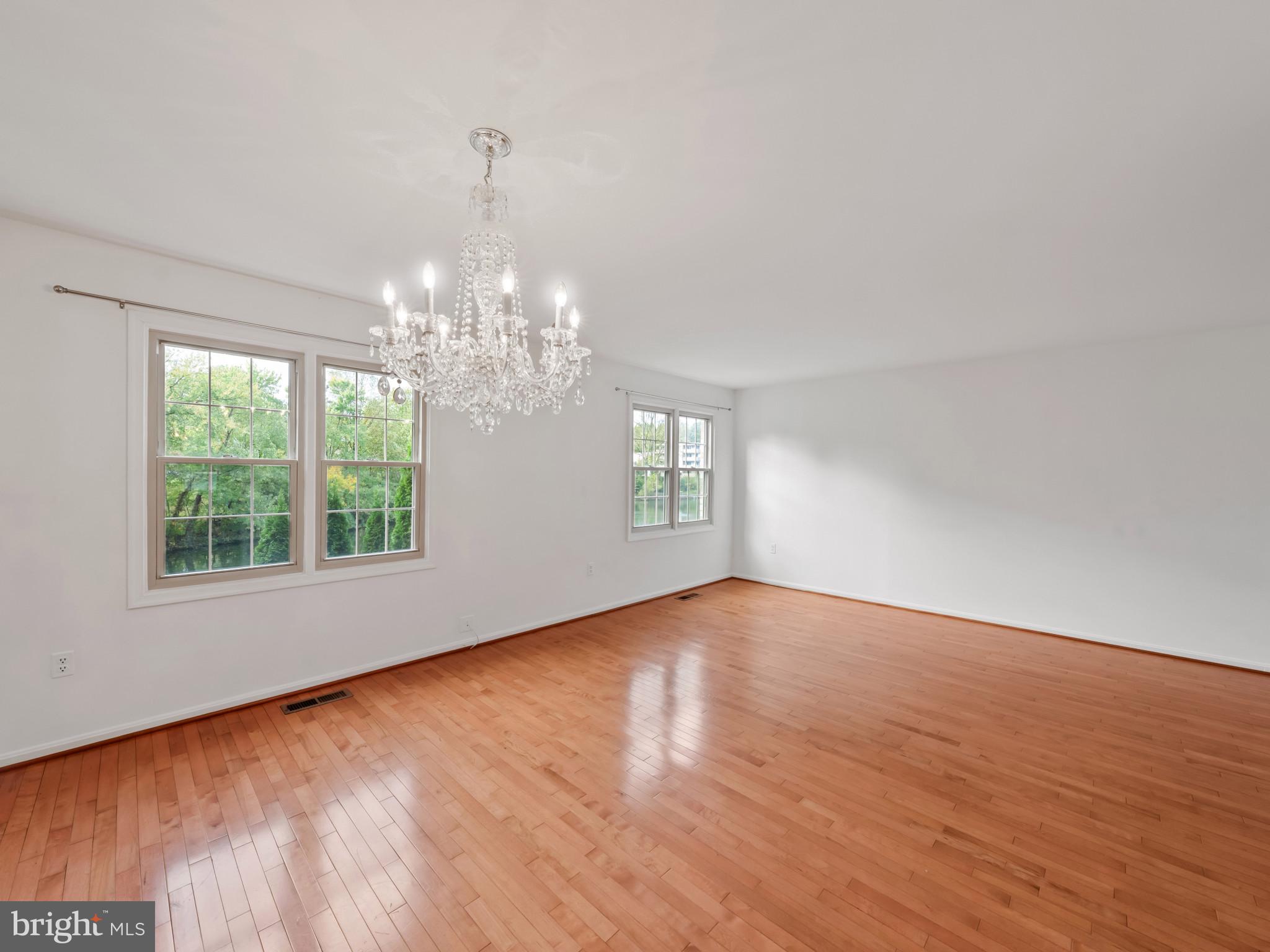 WESTLAKE TERRACE - Residential Lease