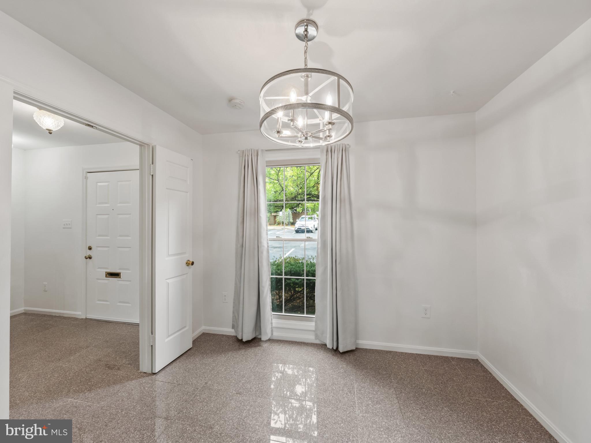 WESTLAKE TERRACE - Residential Lease