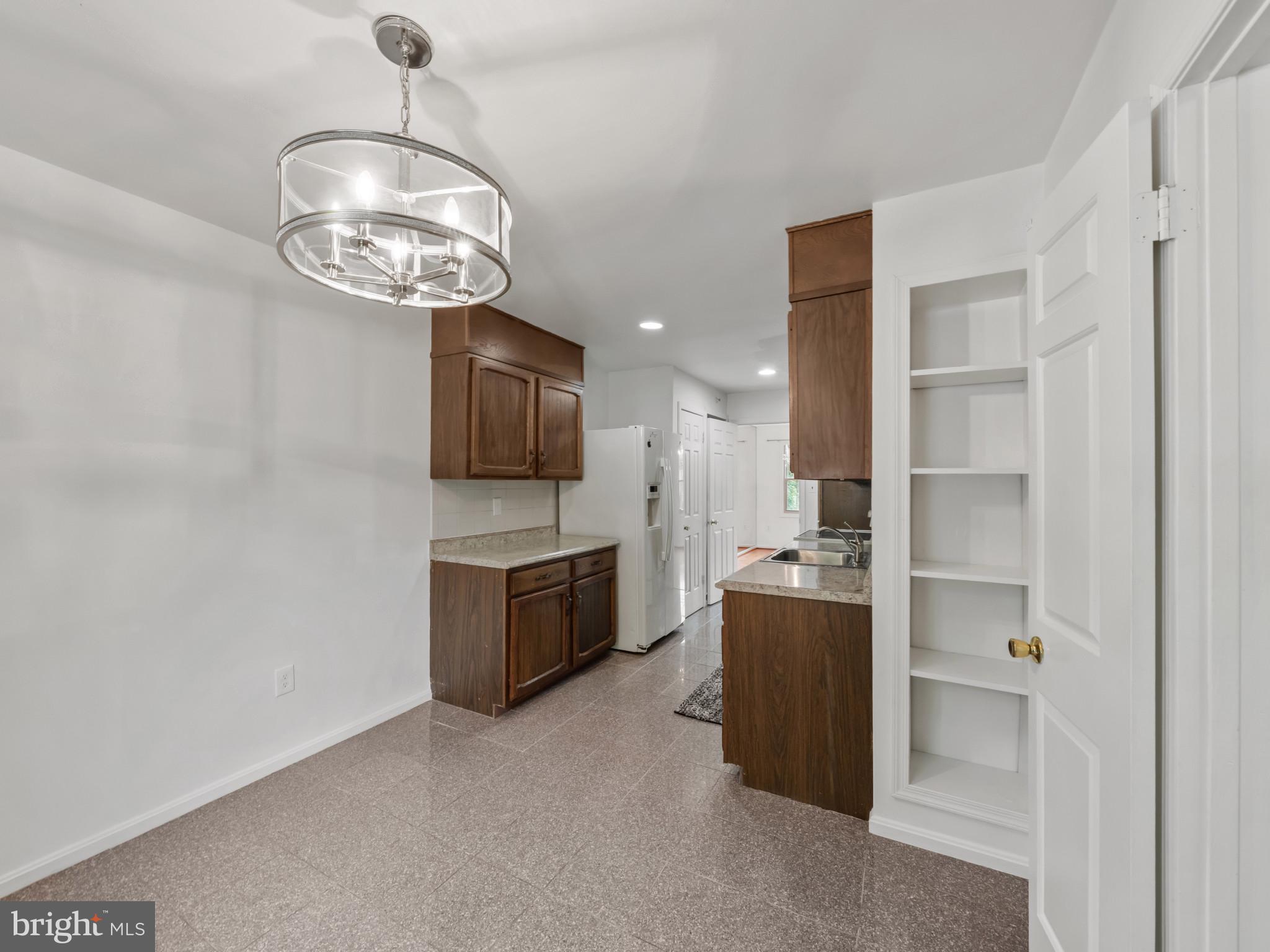 7654 WESTLAKE TERRACE 85