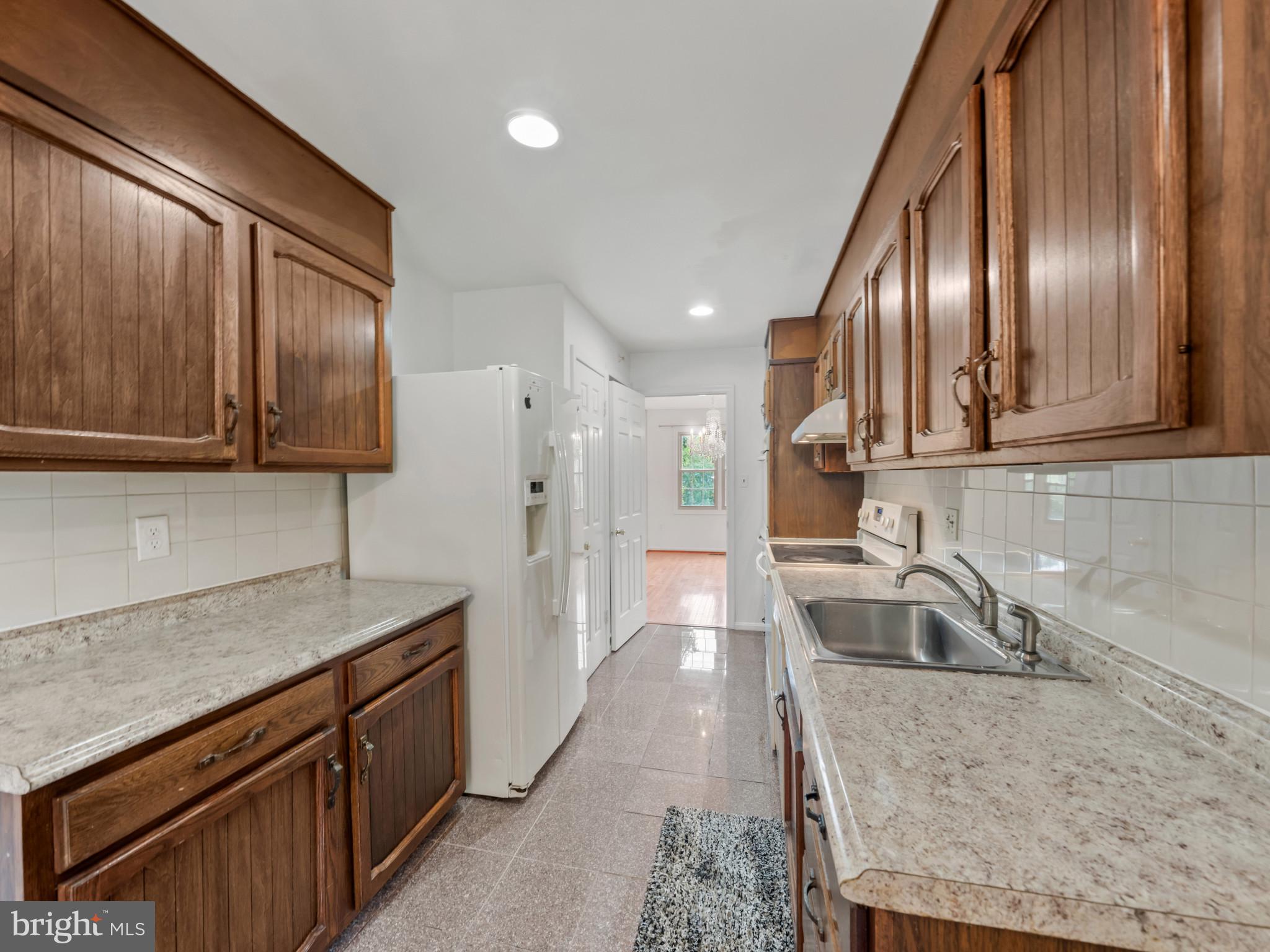 WESTLAKE TERRACE - Residential Lease