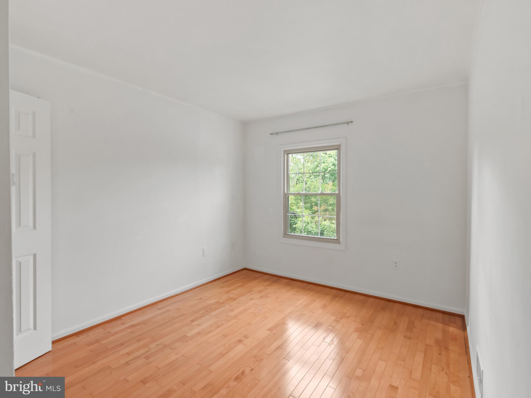 WESTLAKE TERRACE - Residential Lease