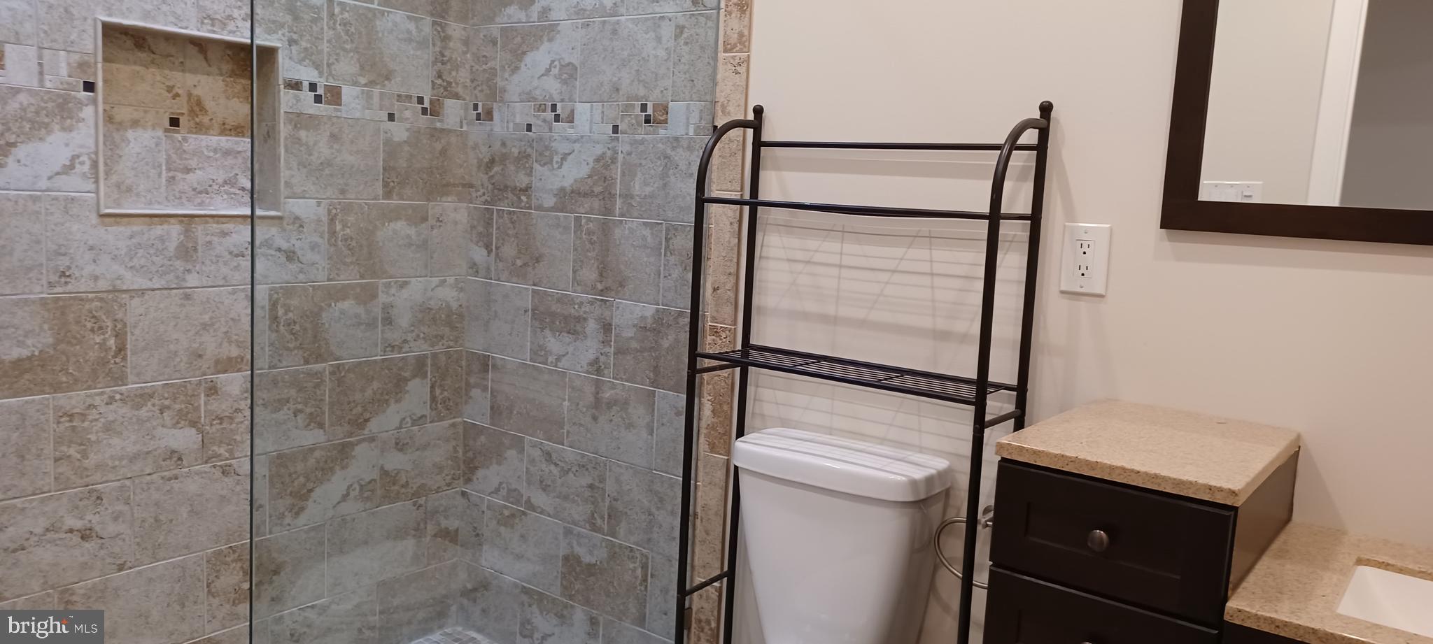 COLESVILLE PARK - Residential Lease