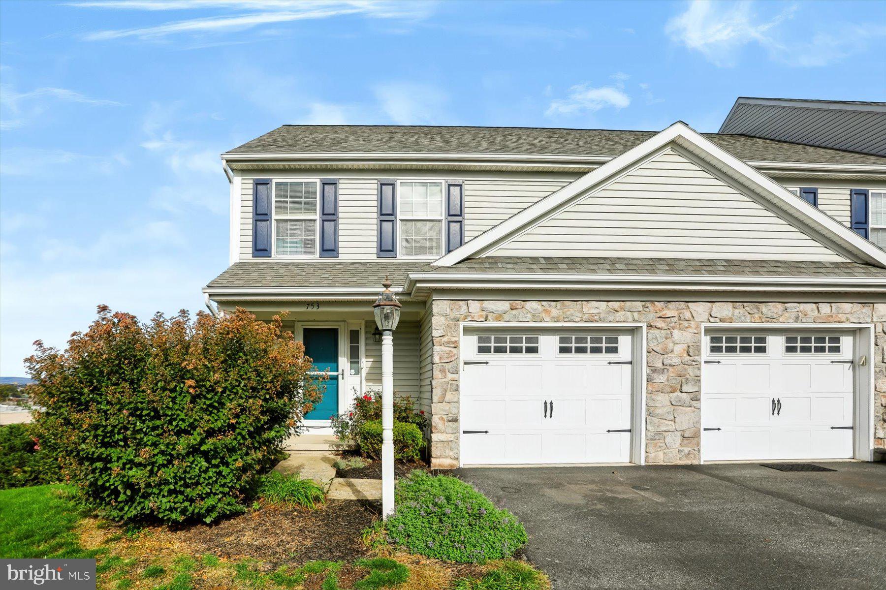 753 WINDING LANE