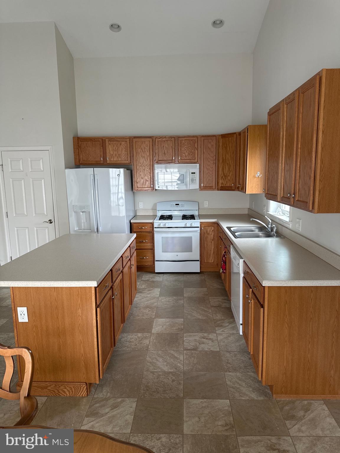 169 WINDING CARRIAGE LANE