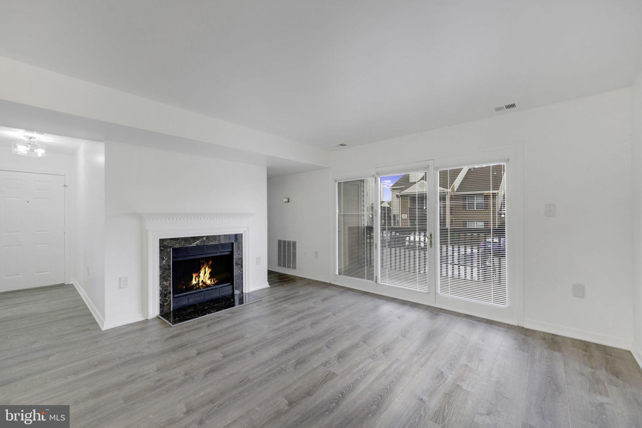 ROLLINGWOOD - Residential