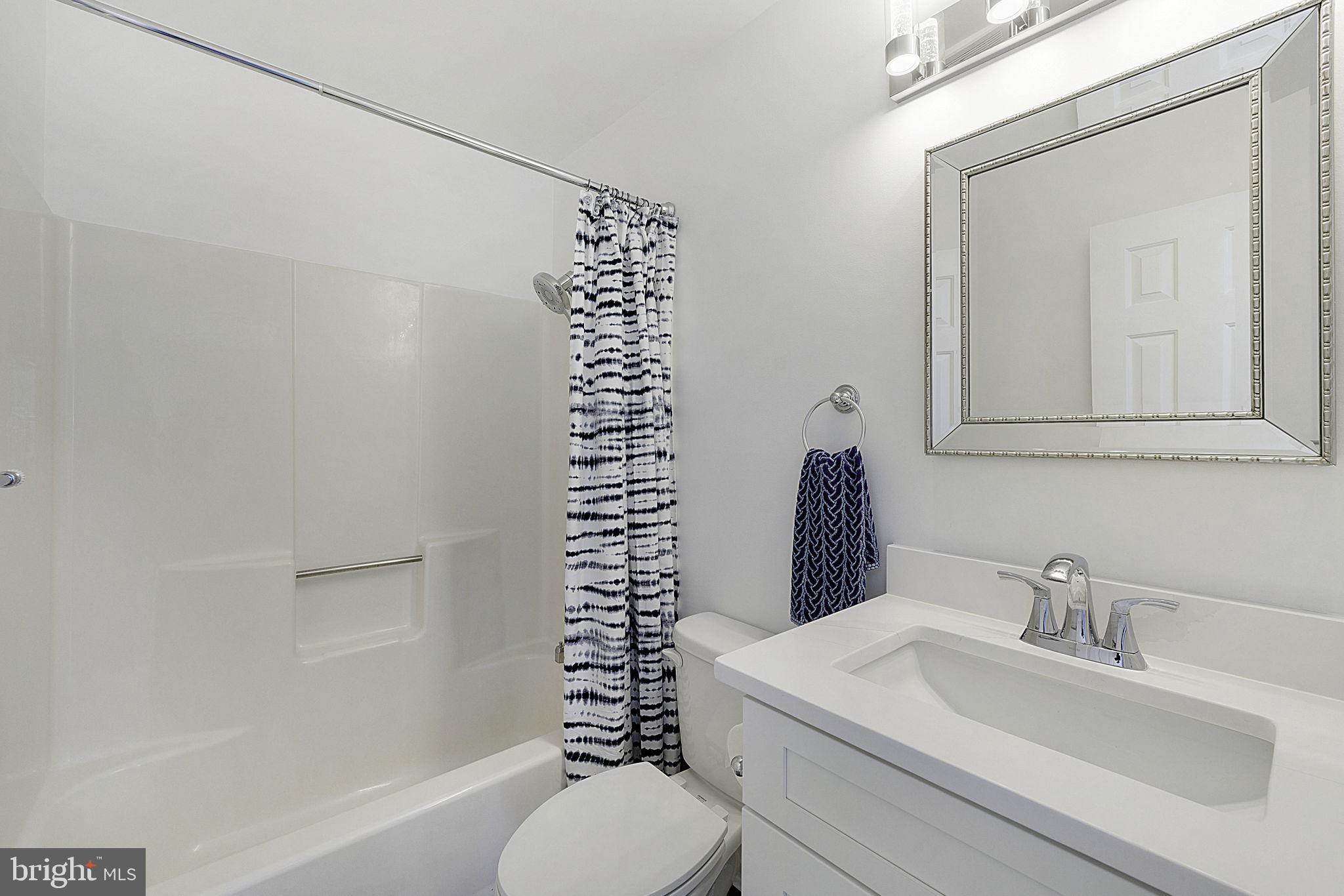 ROLLINGWOOD - Residential