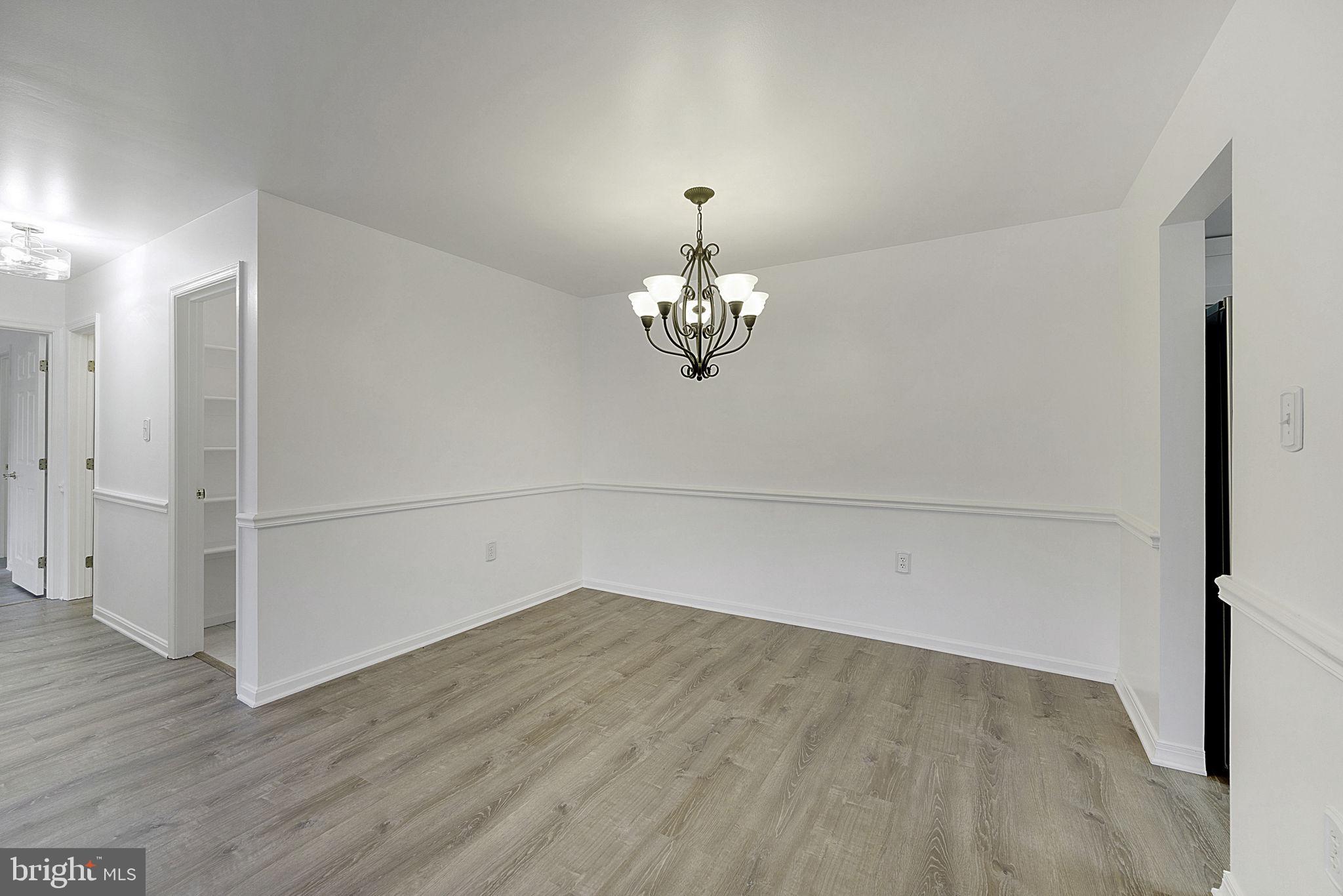 ROLLINGWOOD - Residential