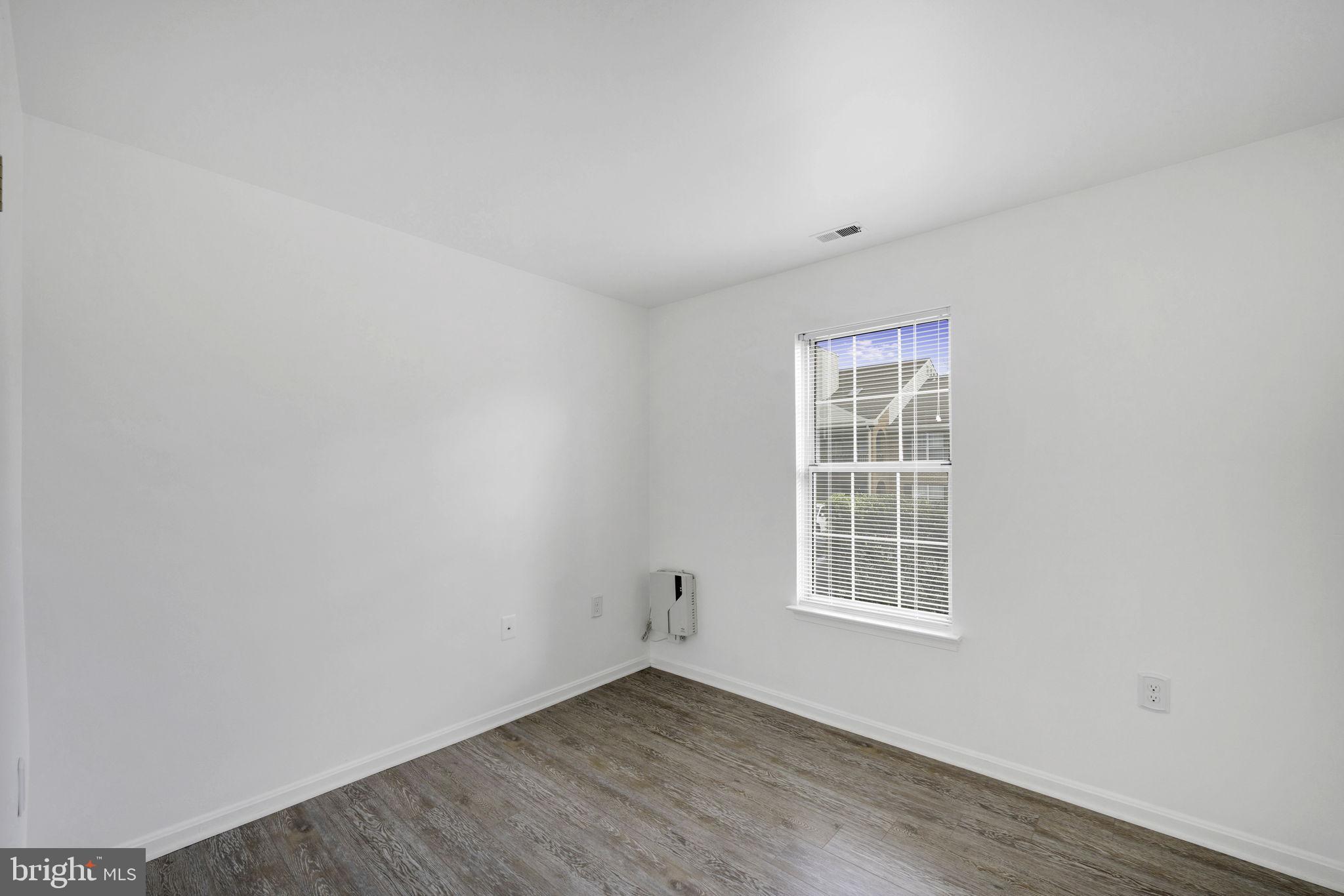 ROLLINGWOOD - Residential