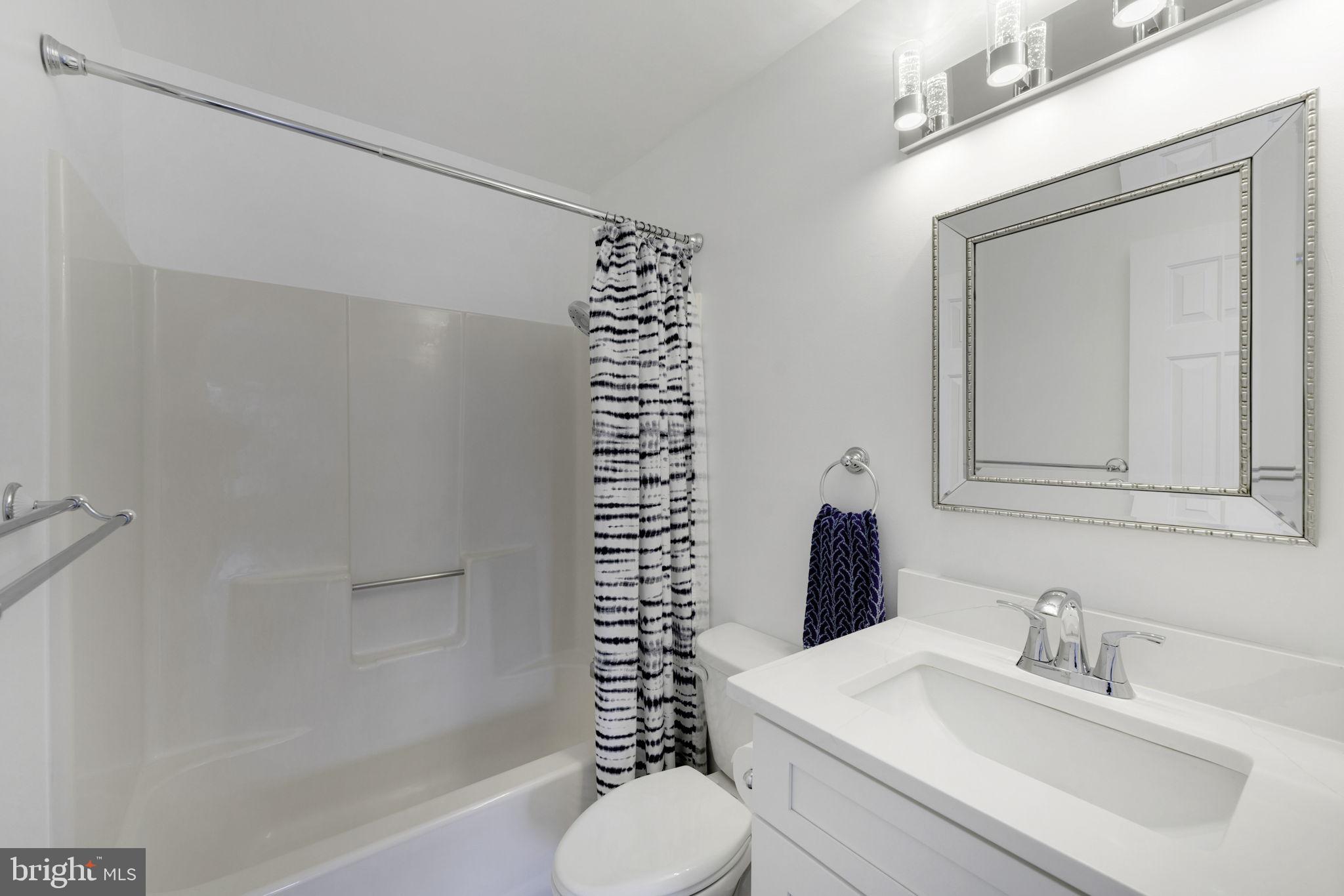 ROLLINGWOOD - Residential