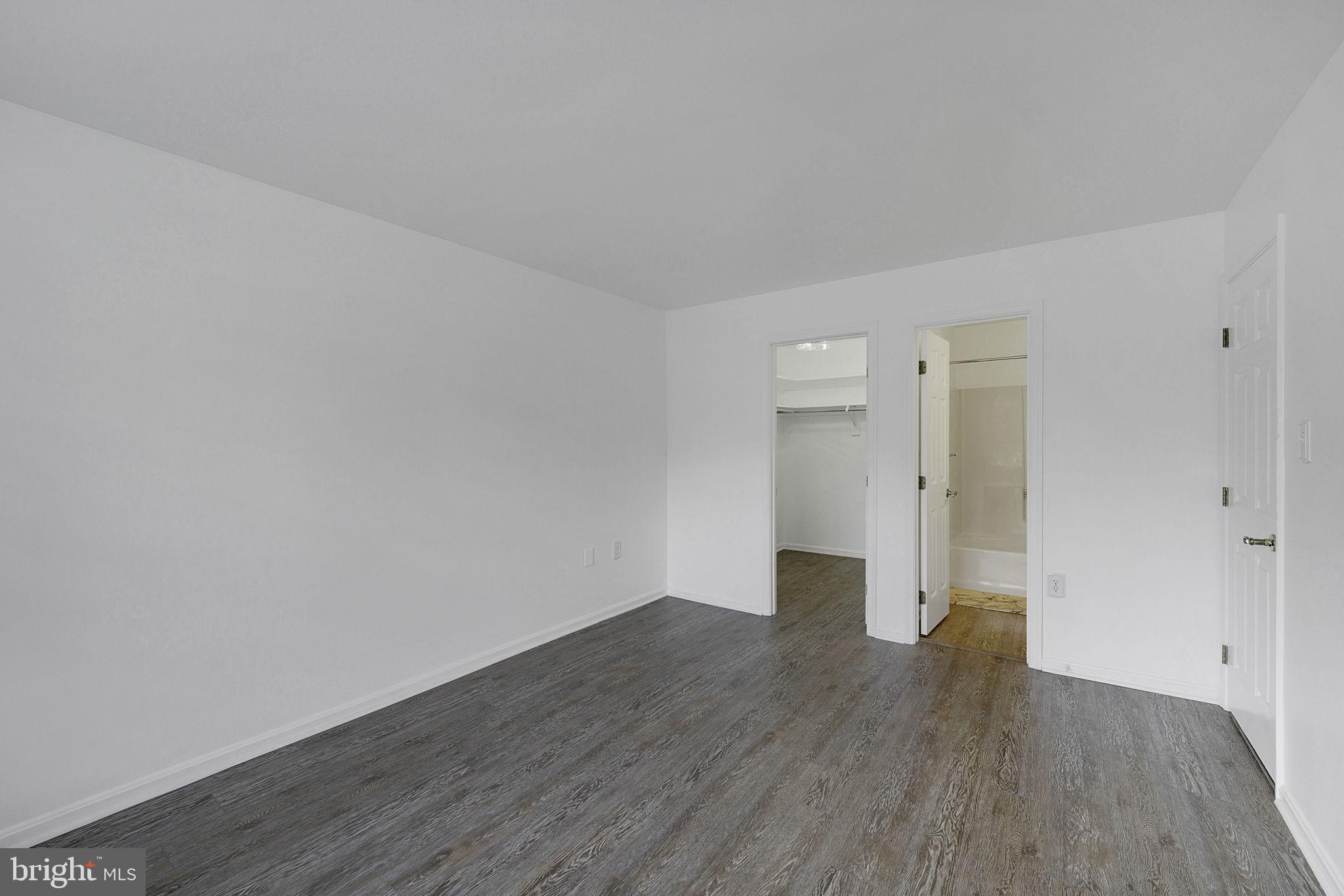 ROLLINGWOOD - Residential