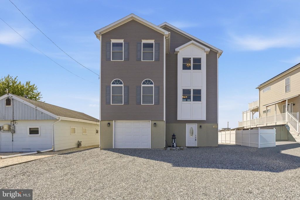 Photo of 139 N Spinnaker Drive, LITTLE EGG HARBOR TWP, NJ 08087 (MLS # NJOC2041424)